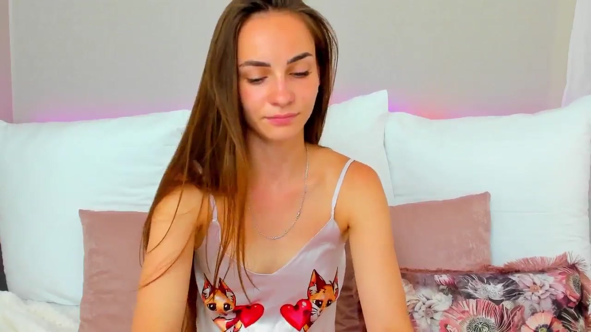 Gallery image thumbnail from EvaBells's myfreecams stream on, 06/05/2024, 10:50 image 8 of 20