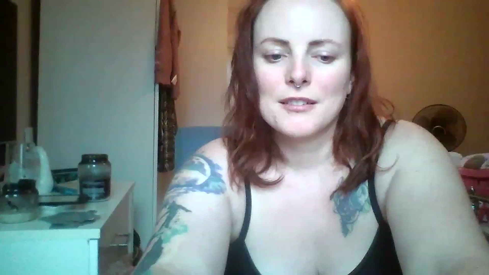 Gallery image thumbnail from EvaCrow's myfreecams stream on, 03/17/2023, 12:23 image 15 of 20