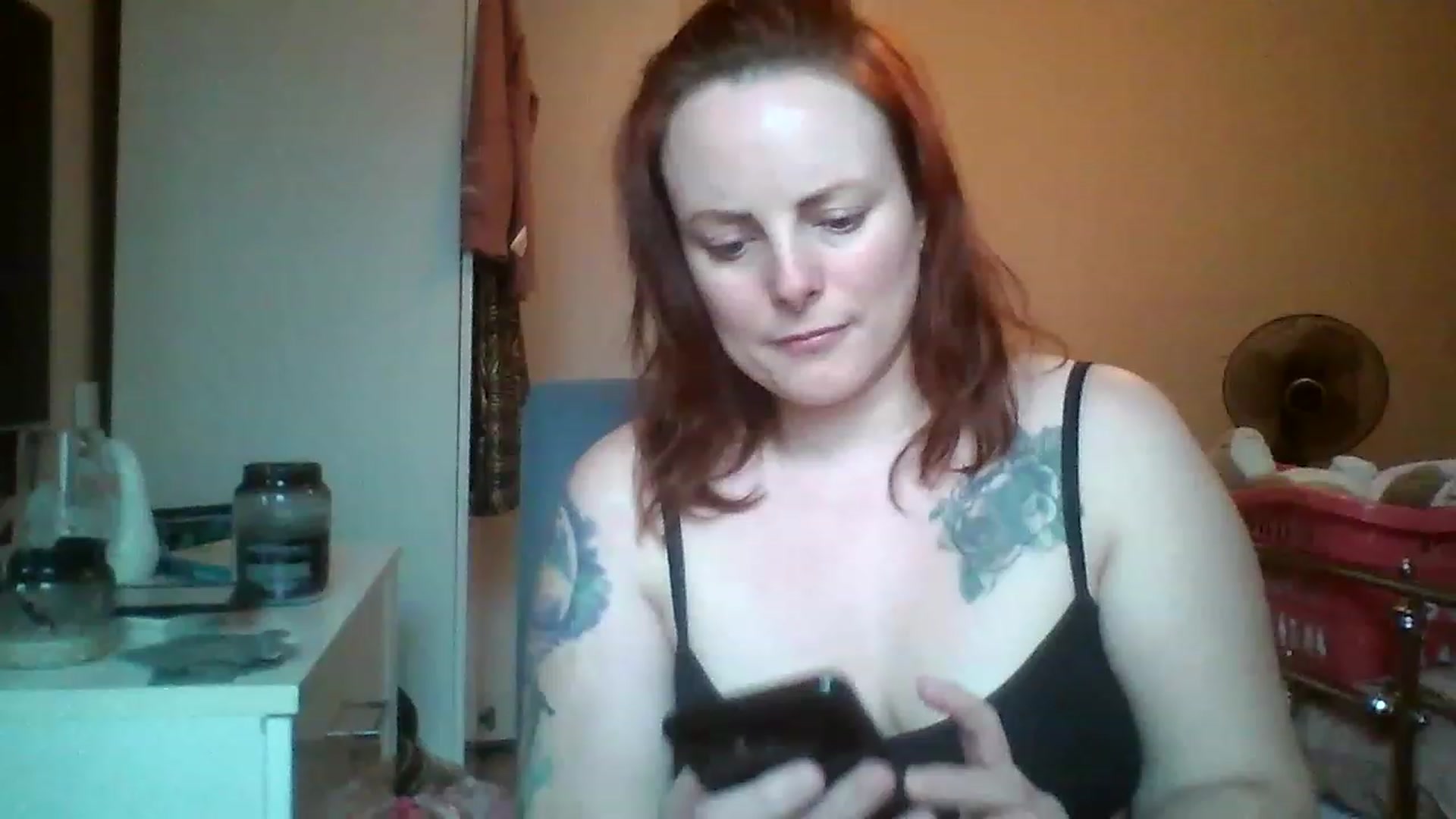 Gallery image thumbnail from EvaCrow's myfreecams stream on, 03/17/2023, 12:23 image 18 of 20