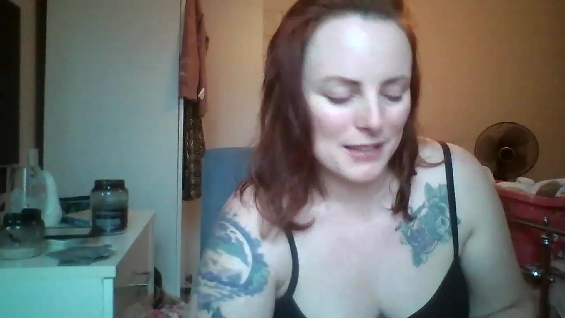 Gallery image thumbnail from EvaCrow's myfreecams stream on, 03/17/2023, 12:23 image 9 of 20