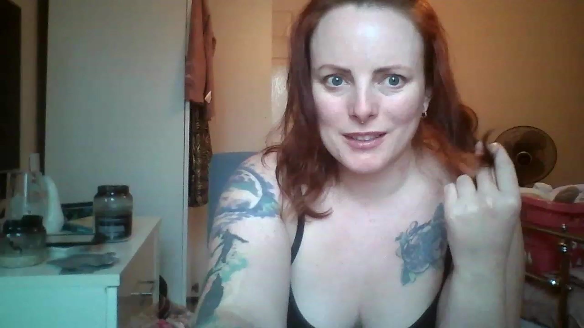 Gallery image thumbnail from EvaCrow's myfreecams stream on, 03/17/2023, 12:23 image 7 of 20