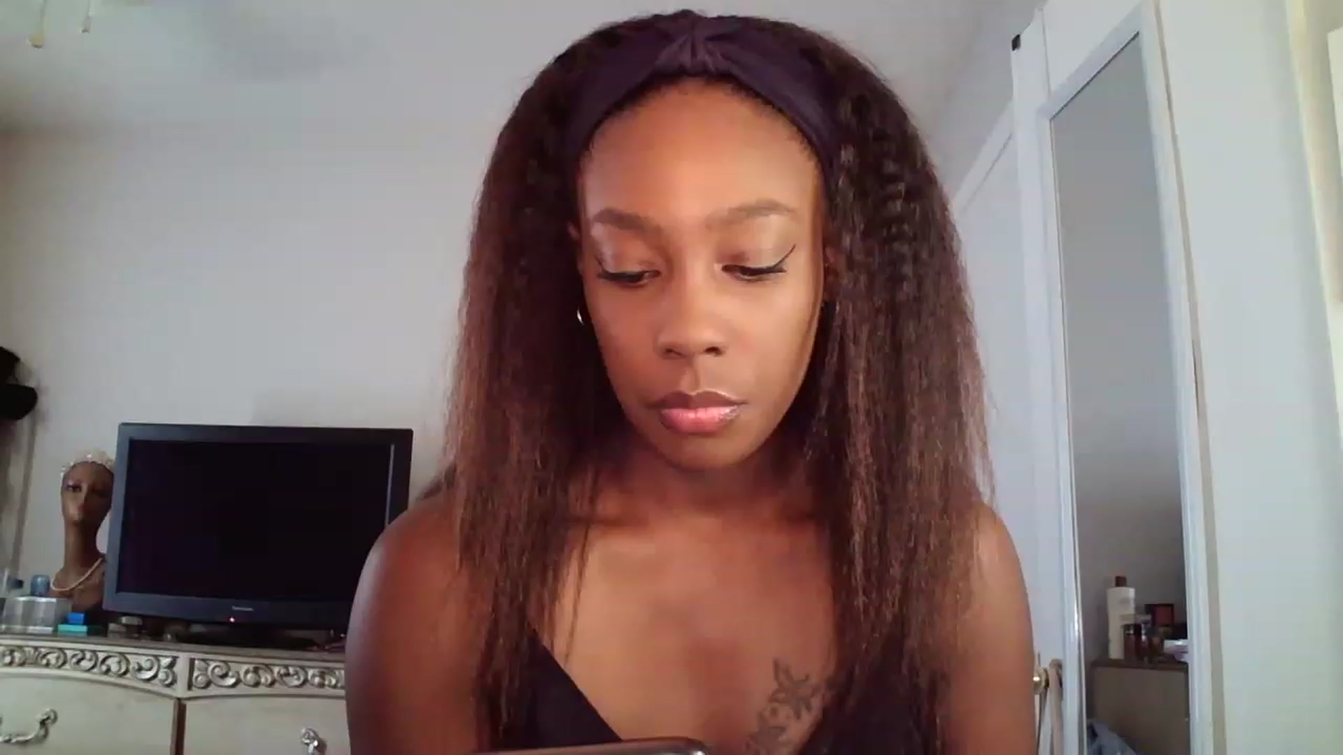 Gallery image thumbnail from EvaDenola's myfreecams stream on, 08/13/2023, 16:52 image 5 of 20