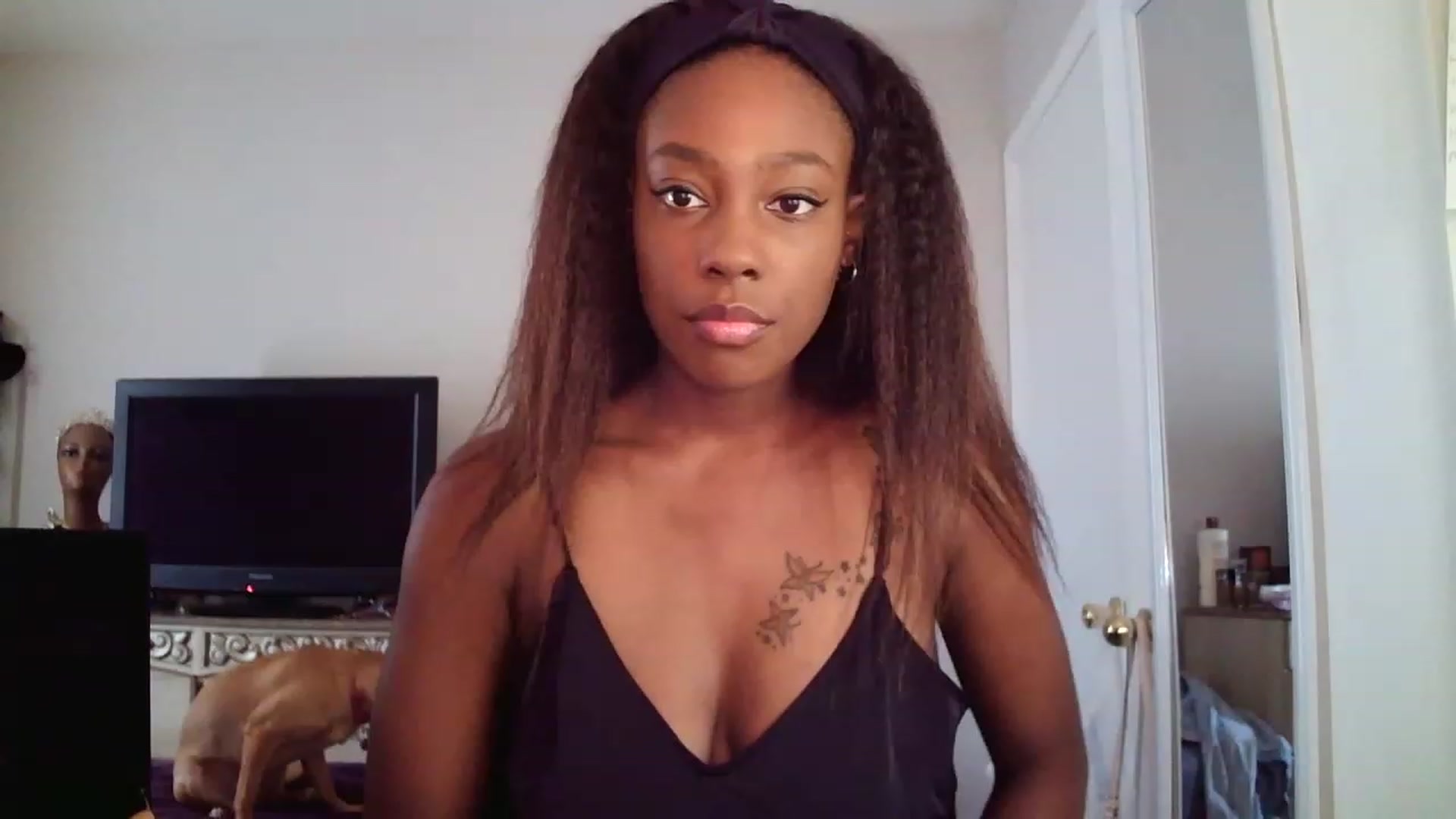 Gallery image thumbnail from EvaDenola's myfreecams stream on, 08/13/2023, 16:52 image 16 of 20