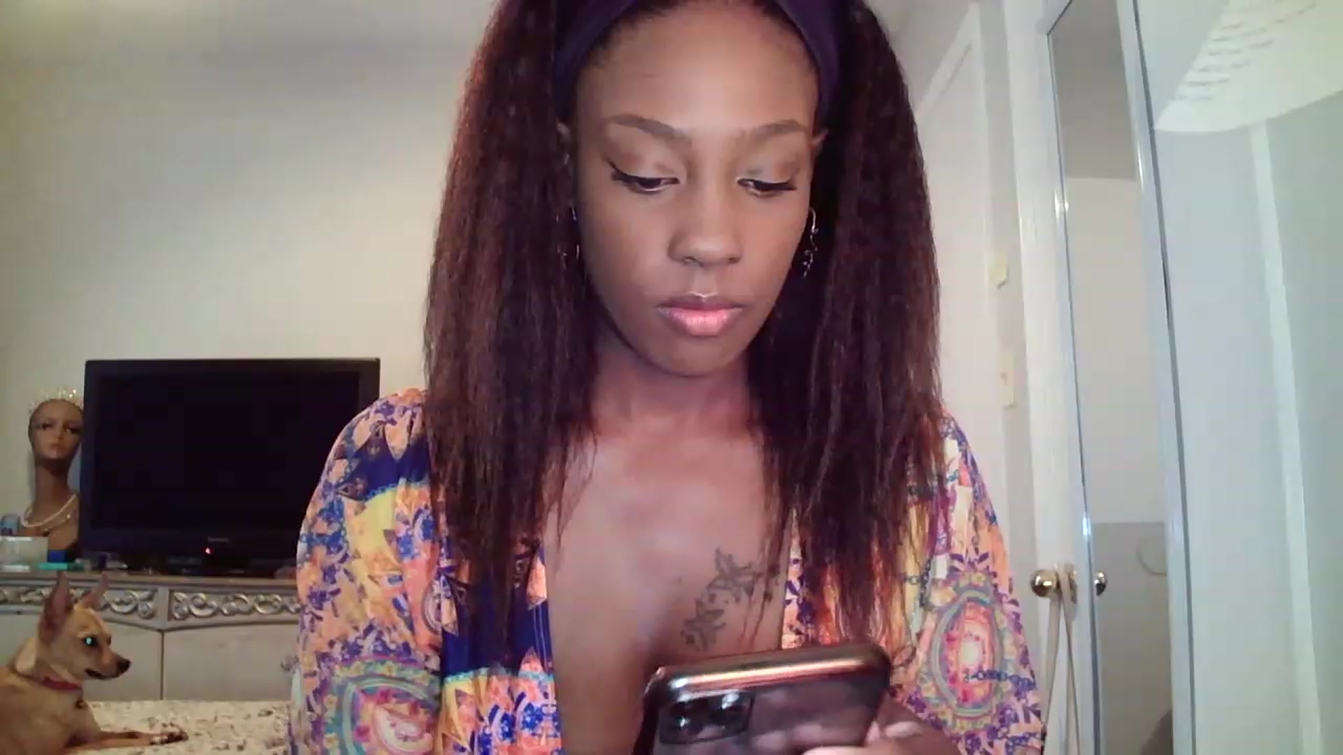 Gallery image thumbnail from EvaDenola's myfreecams stream on, 08/20/2023, 17:47 image 6 of 20