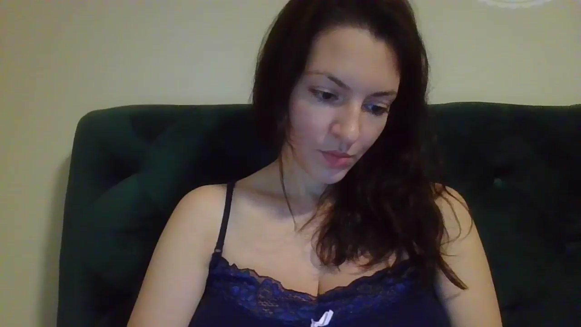Gallery image thumbnail from EvaEvelin's myfreecams stream on, 12/18/2023, 14:57 image 9 of 20