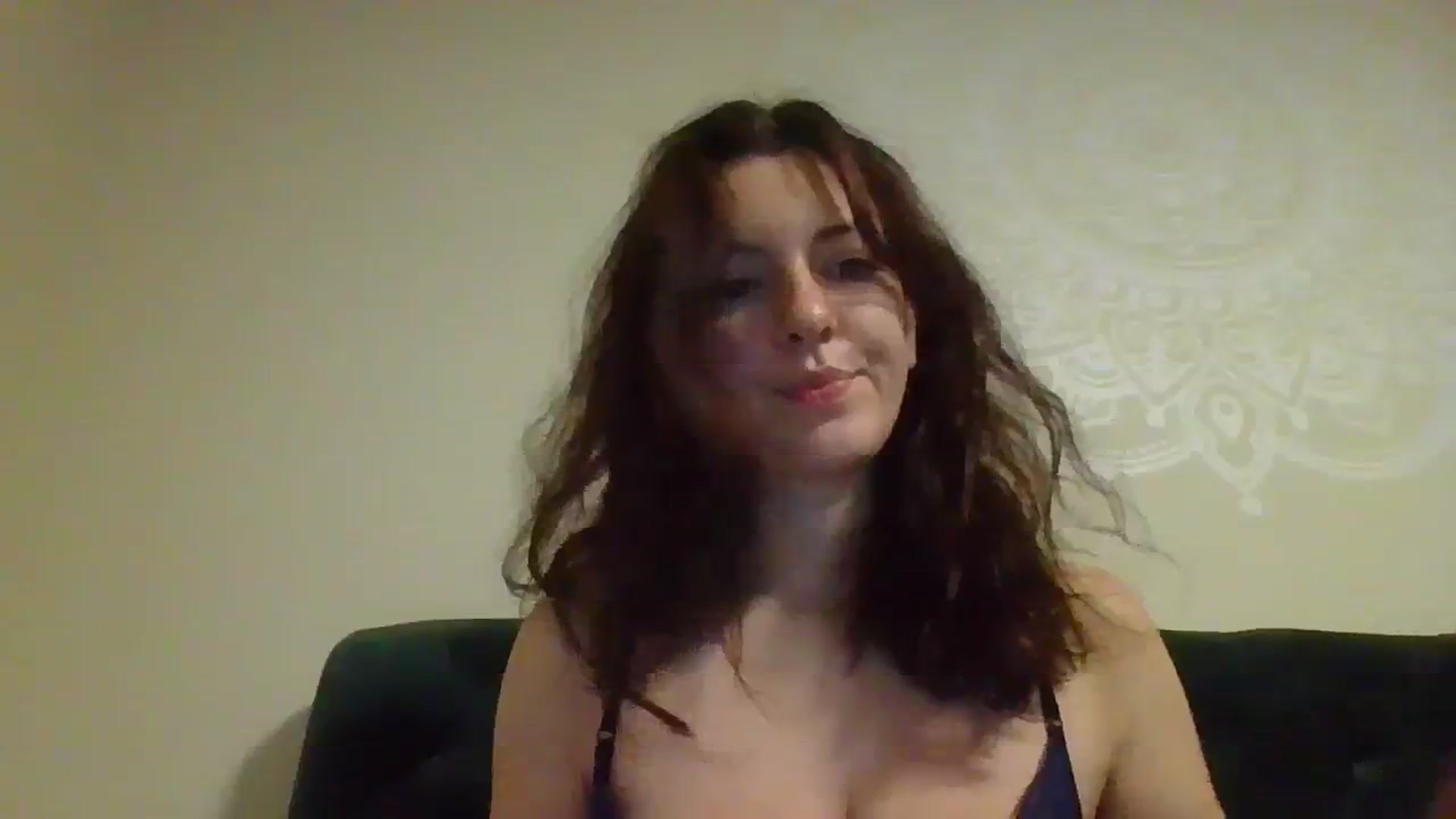 Gallery image thumbnail from EvaEvelin's myfreecams stream on, 12/18/2023, 15:15 image 13 of 20