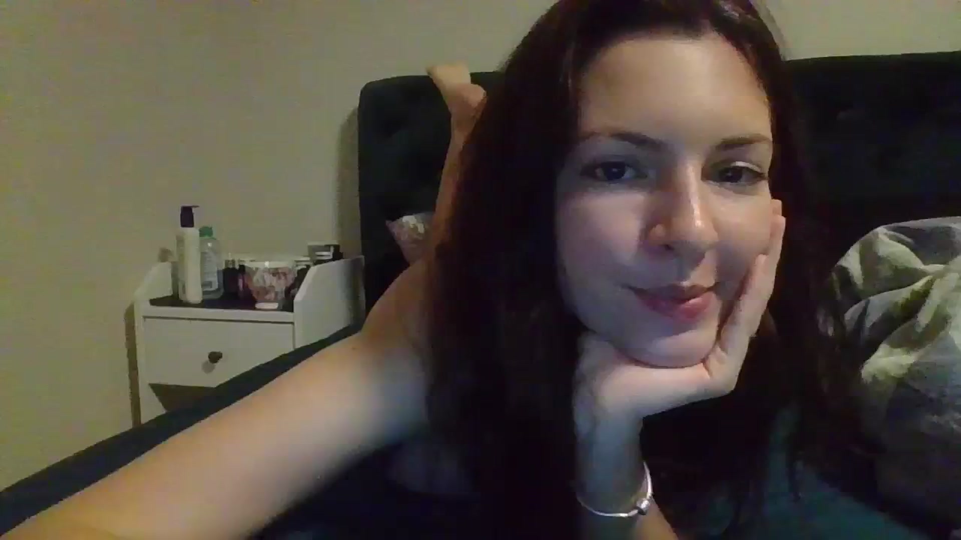 Gallery image thumbnail from EvaEvelin's myfreecams stream on, 12/18/2023, 15:15 image 1 of 20