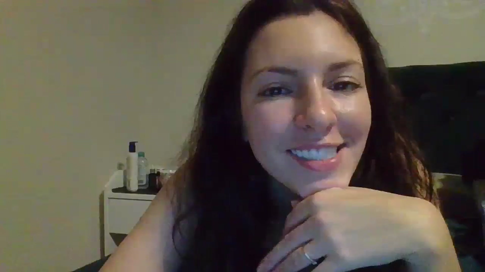 Gallery image thumbnail from EvaEvelin's myfreecams stream on, 12/18/2023, 15:15 image 7 of 20