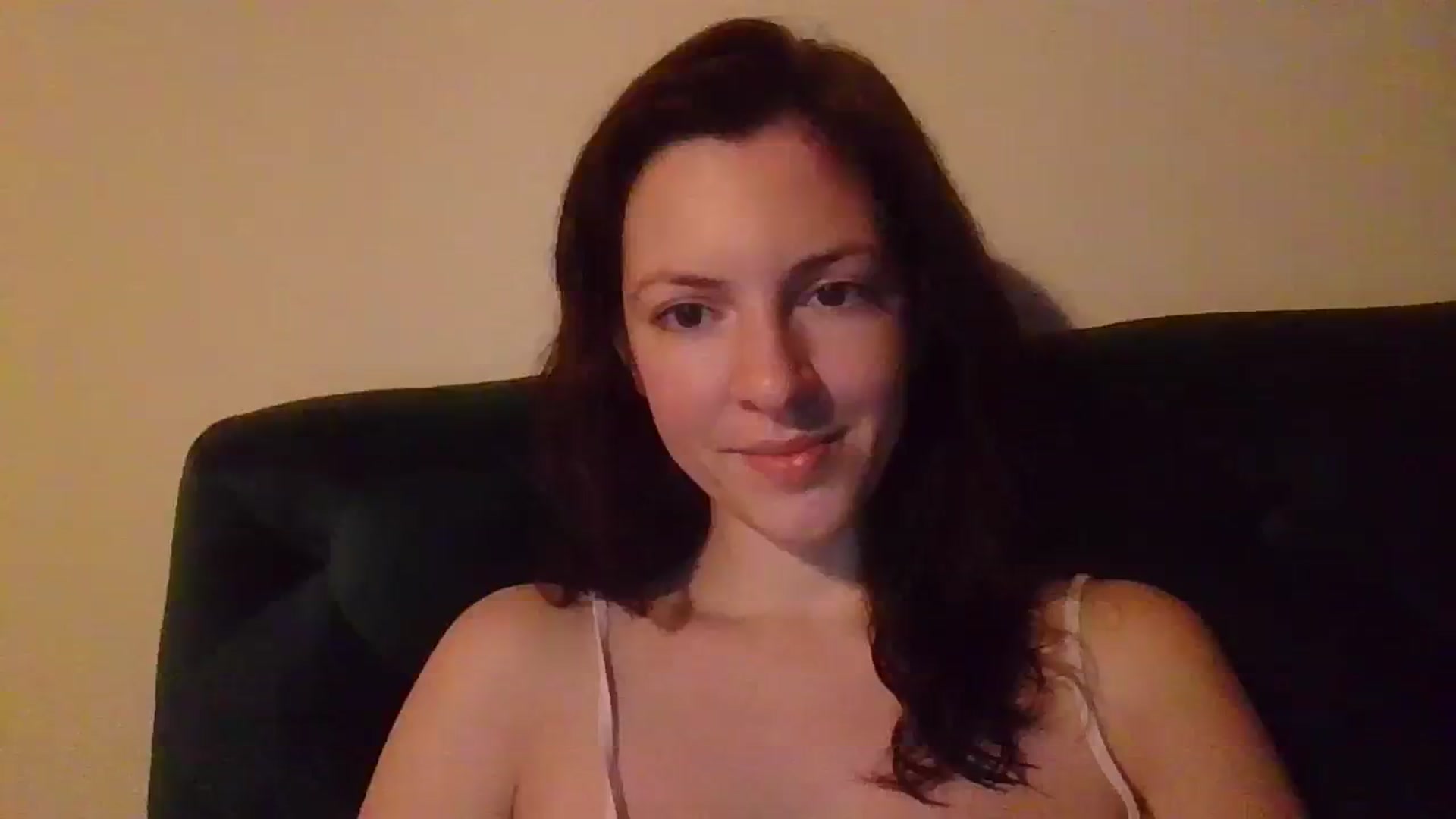 Gallery image thumbnail from EvaEvelin's myfreecams stream on, 12/24/2023, 14:08 image 7 of 20