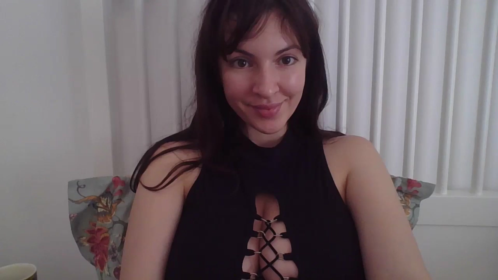 Gallery image thumbnail from EvaEvelin's myfreecams stream on, 04/03/2024, 13:03 image 9 of 20