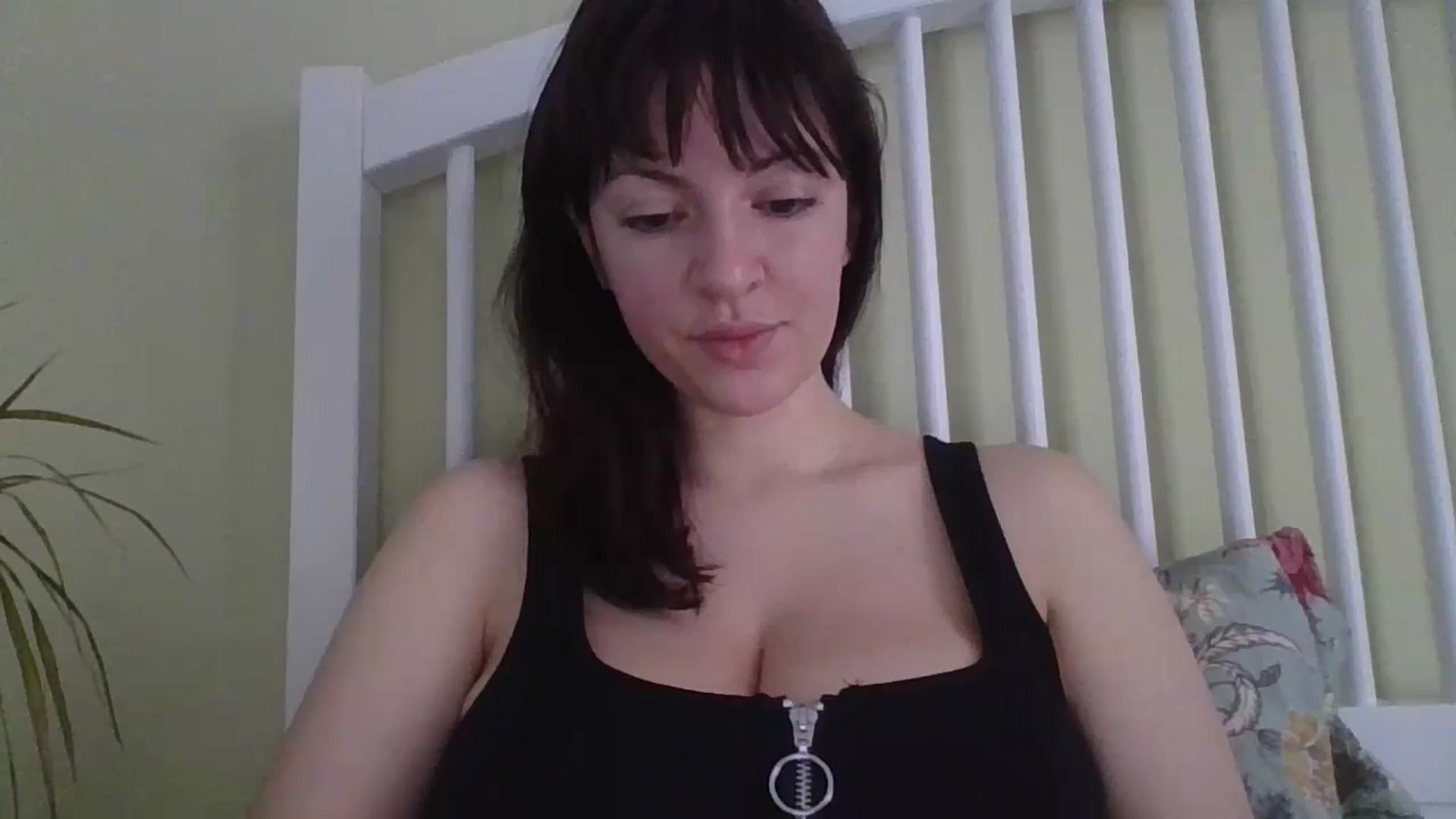 Gallery image thumbnail from EvaEvelin's myfreecams stream on, 04/18/2024, 11:36 image 19 of 20
