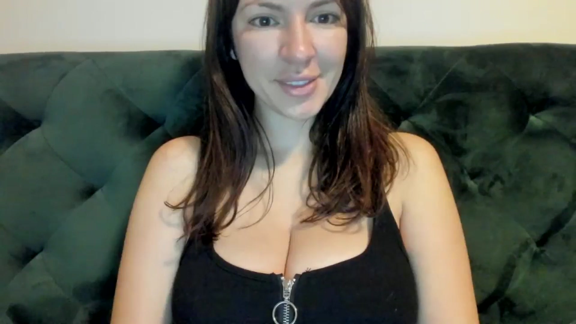 Gallery image thumbnail from EvaEvelin's myfreecams stream on, 07/06/2024, 07:07 image 3 of 20