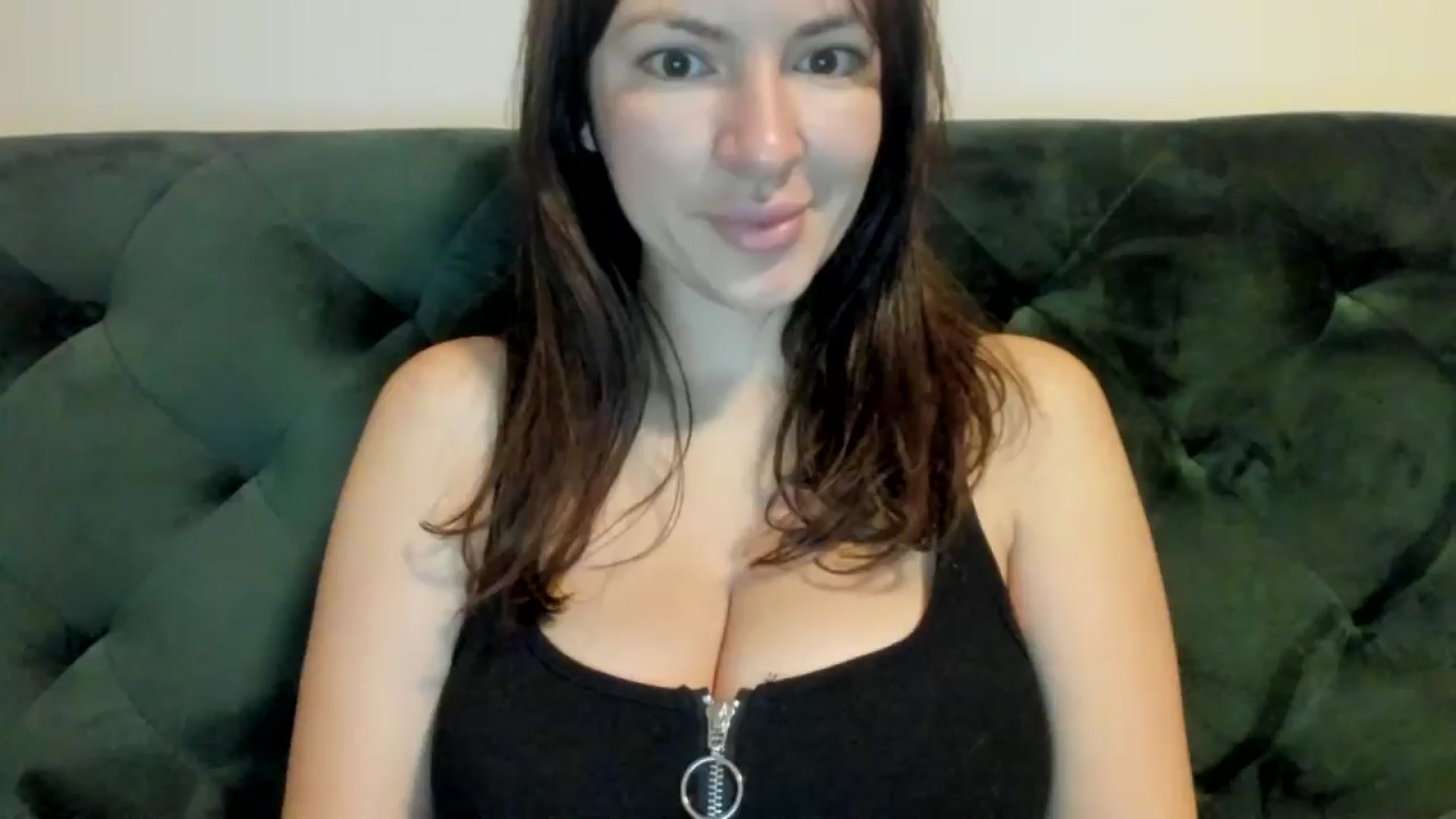 Gallery image thumbnail from EvaEvelin's myfreecams stream on, 07/06/2024, 07:07 image 1 of 20