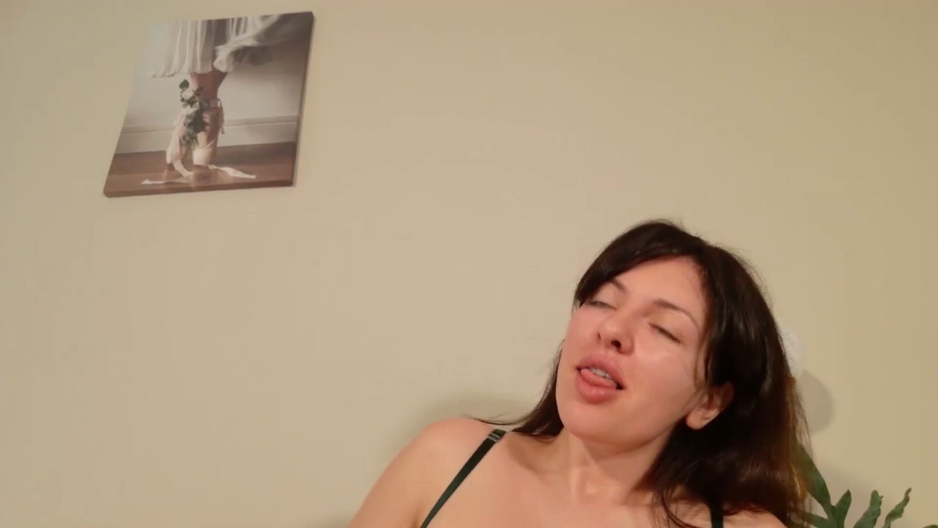Gallery image thumbnail from EvaEvelin's myfreecams stream on, 05/30/2025, 13:18 image 13 of 20