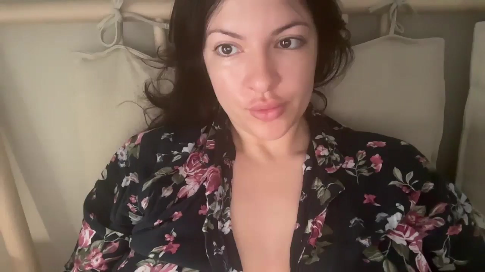 Gallery image thumbnail from EvaEvelin's myfreecams stream on, 09/04/2025, 08:59 image 11 of 20