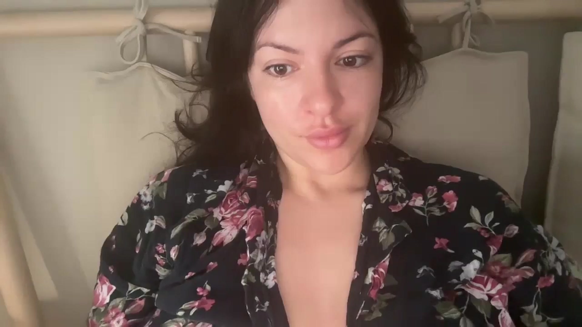 Gallery image thumbnail from EvaEvelin's myfreecams stream on, 09/04/2025, 08:59 image 17 of 20
