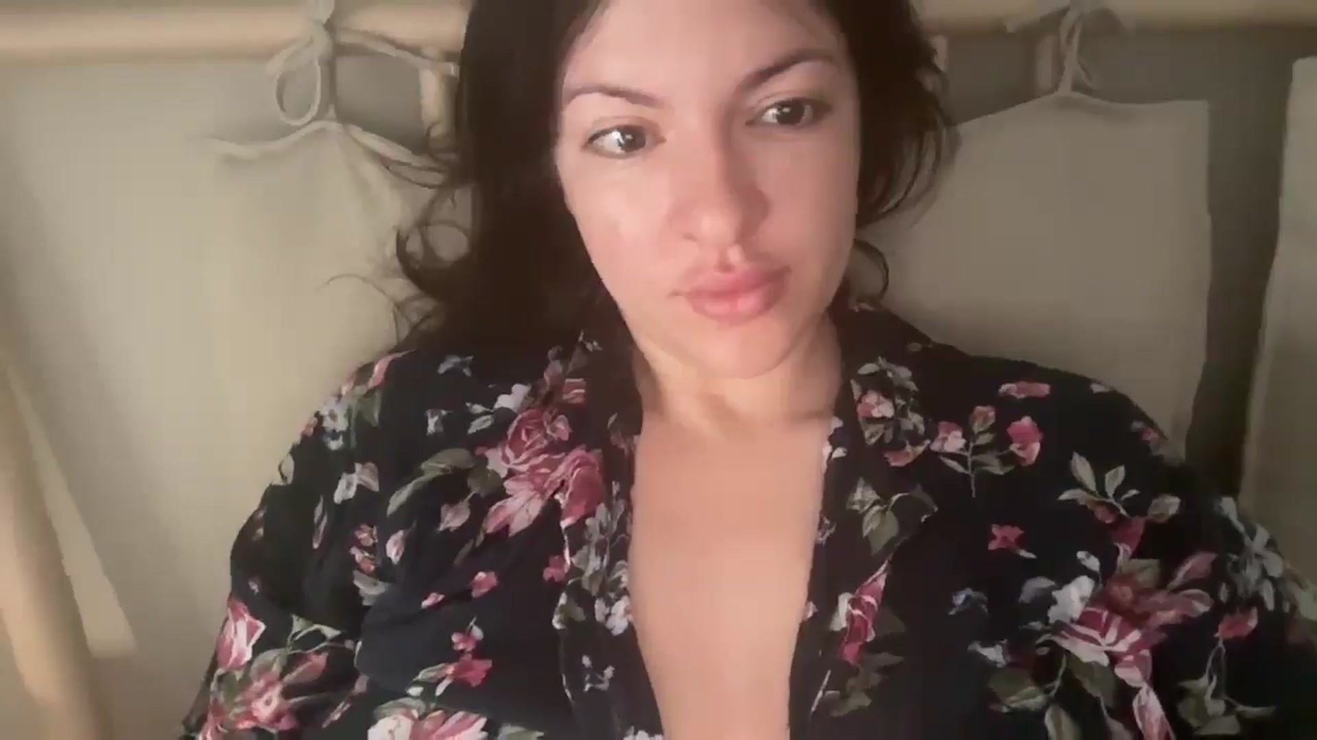 Gallery image thumbnail from EvaEvelin's myfreecams stream on, 09/04/2025, 08:59 image 13 of 20
