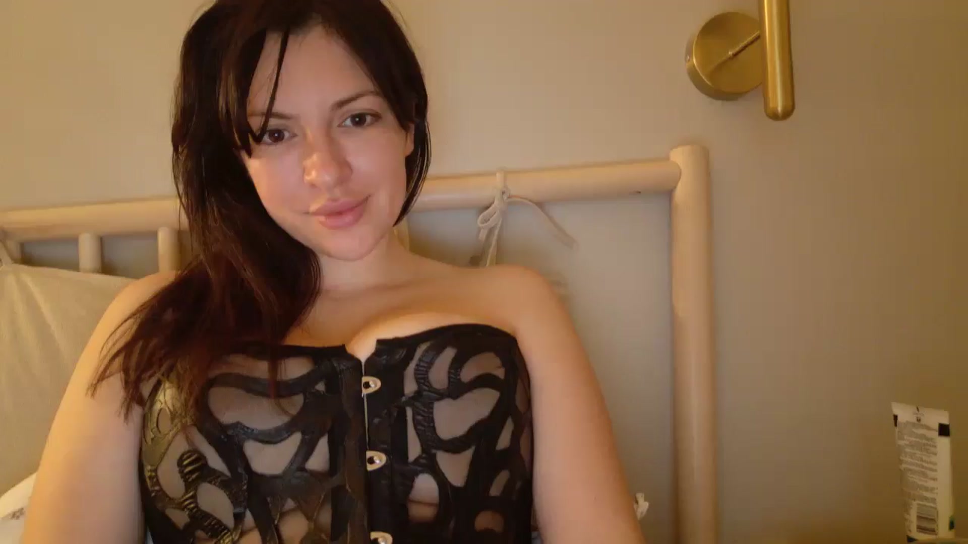 Gallery image thumbnail from EvaEvelin's myfreecams stream on, 12/09/2025, 15:23 image 14 of 20