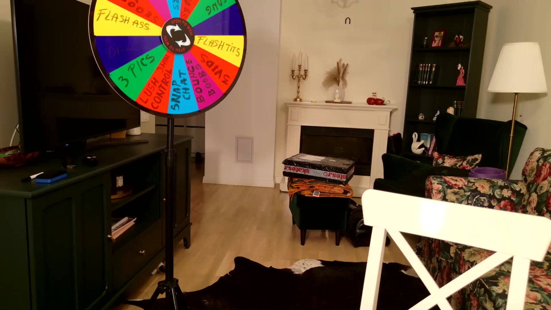 Gallery image thumbnail from EvaEvelin's myfreecams stream on, 04/29/2026, 16:54 image 12 of 20