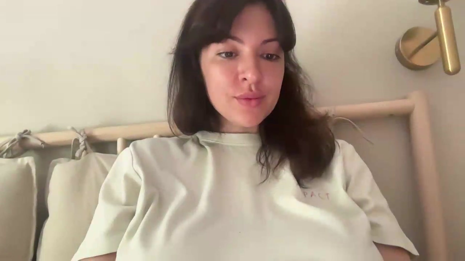 Gallery image thumbnail from EvaEvelin's myfreecams stream on, 05/12/2026, 09:02 image 16 of 20