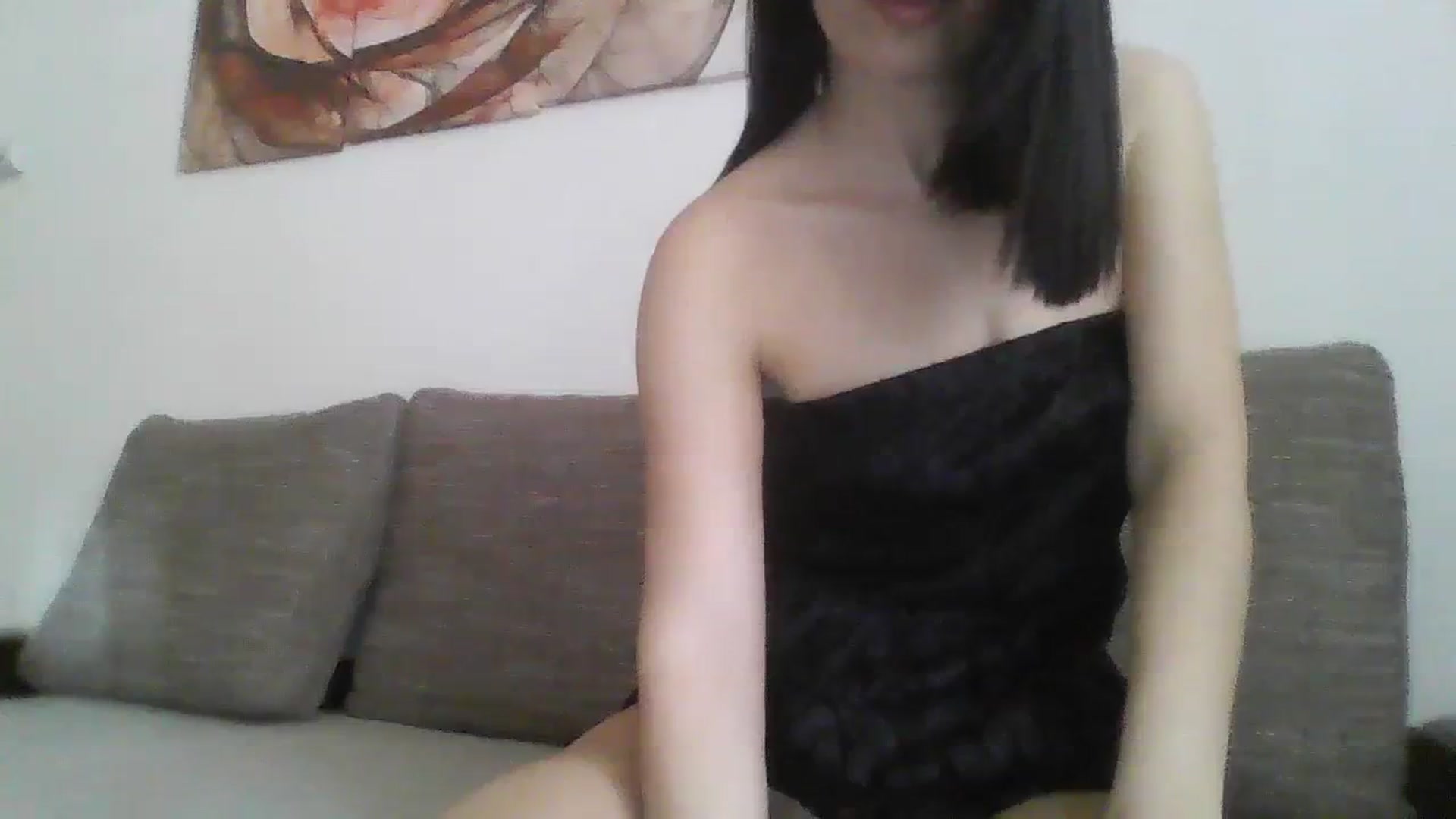 Gallery image thumbnail from EvaKant22's myfreecams stream on, 10/04/2023, 10:16 image 14 of 20