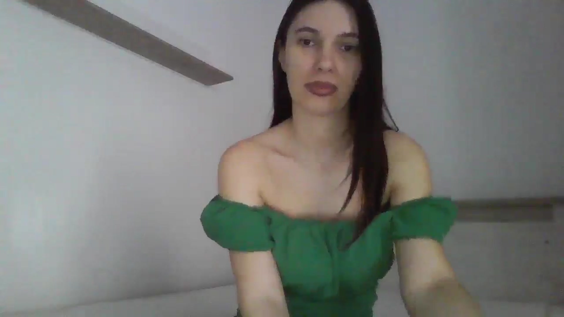Gallery image thumbnail from EvaKant22's myfreecams stream on, 04/17/2026, 05:30 image 15 of 20