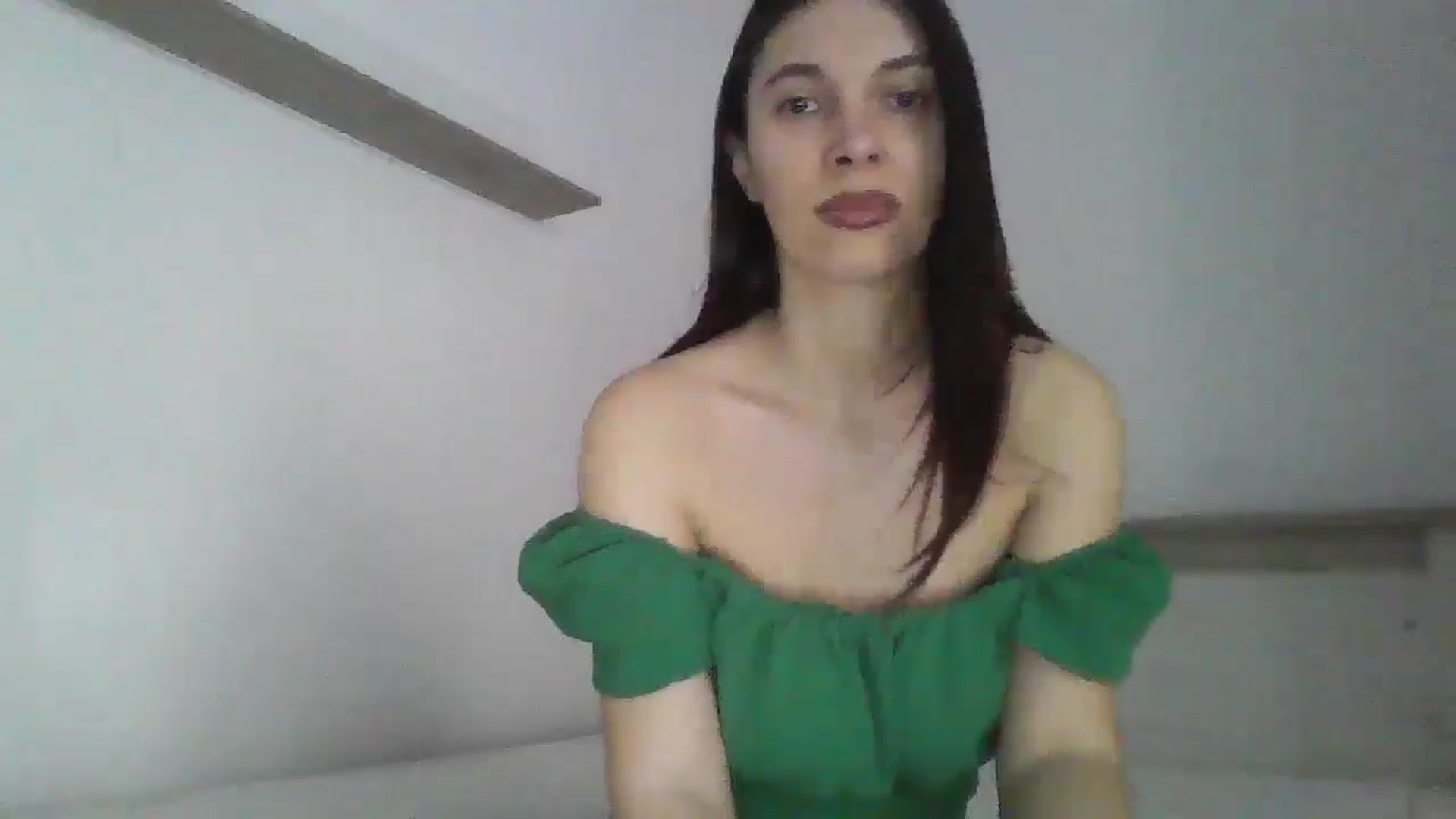 Gallery image thumbnail from EvaKant22's myfreecams stream on, 04/17/2026, 05:30 image 17 of 20