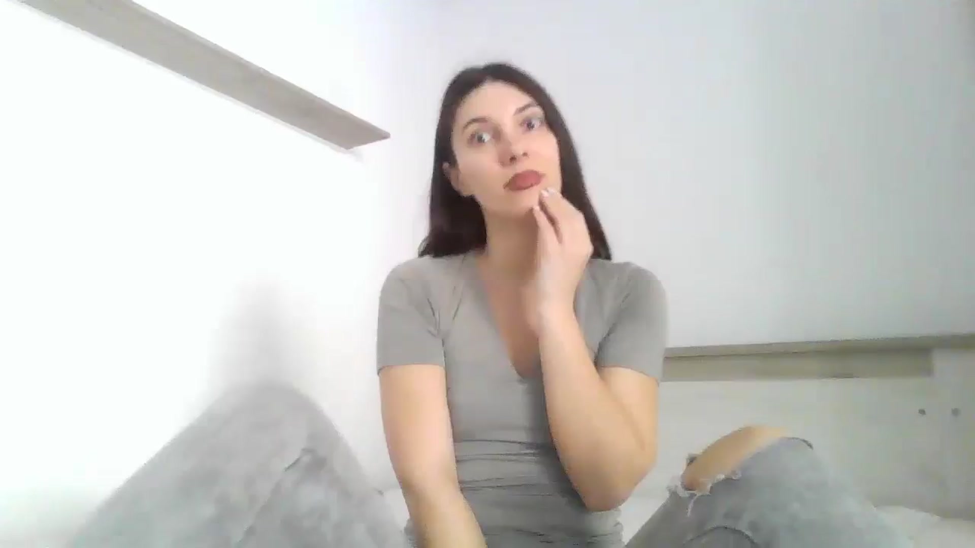 Gallery image thumbnail from EvaKant22's myfreecams stream on, 04/19/2026, 07:07 image 2 of 20