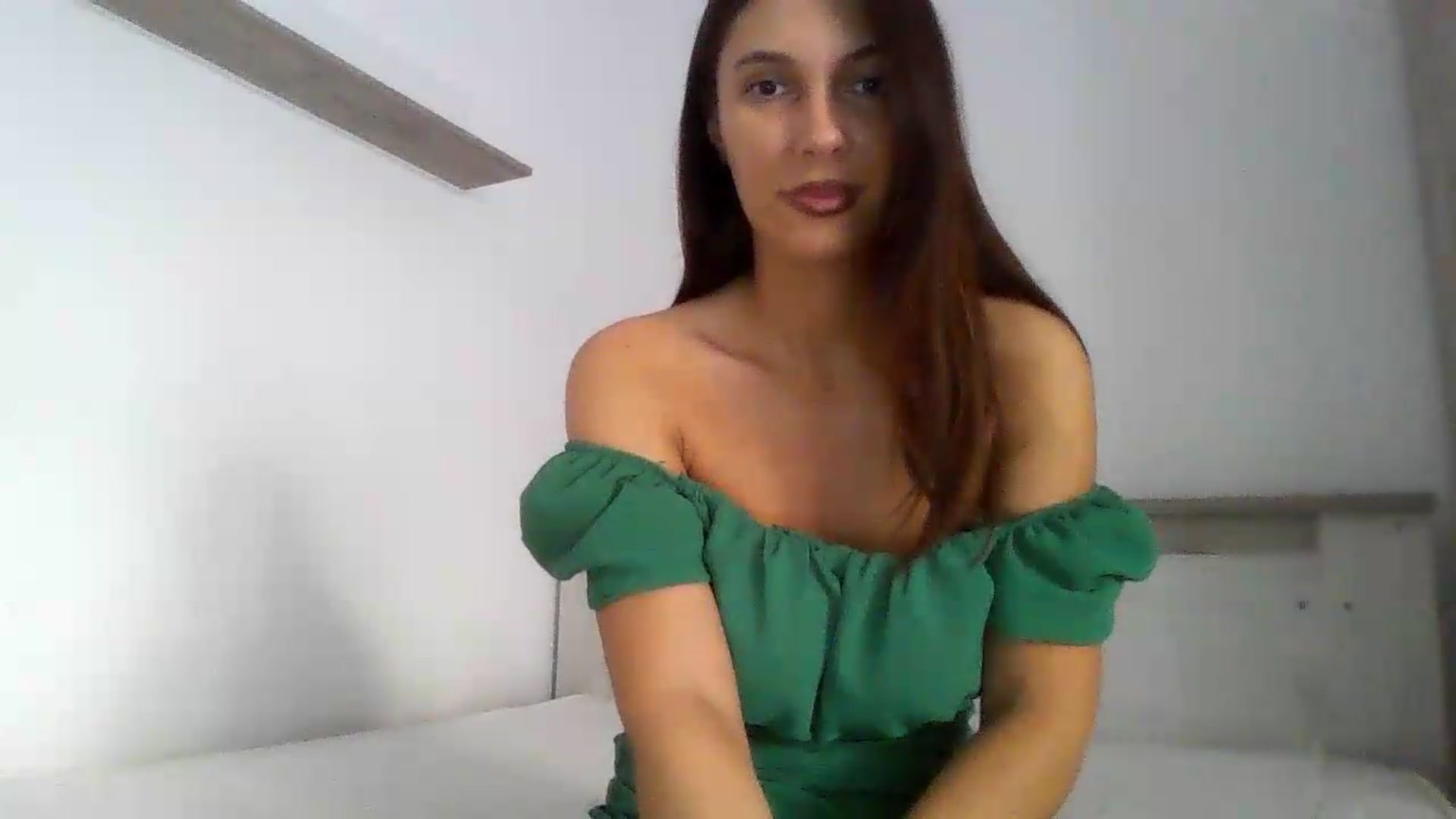 Gallery image thumbnail from EvaKant22's myfreecams stream on, 06/09/2026, 04:32 image 16 of 20