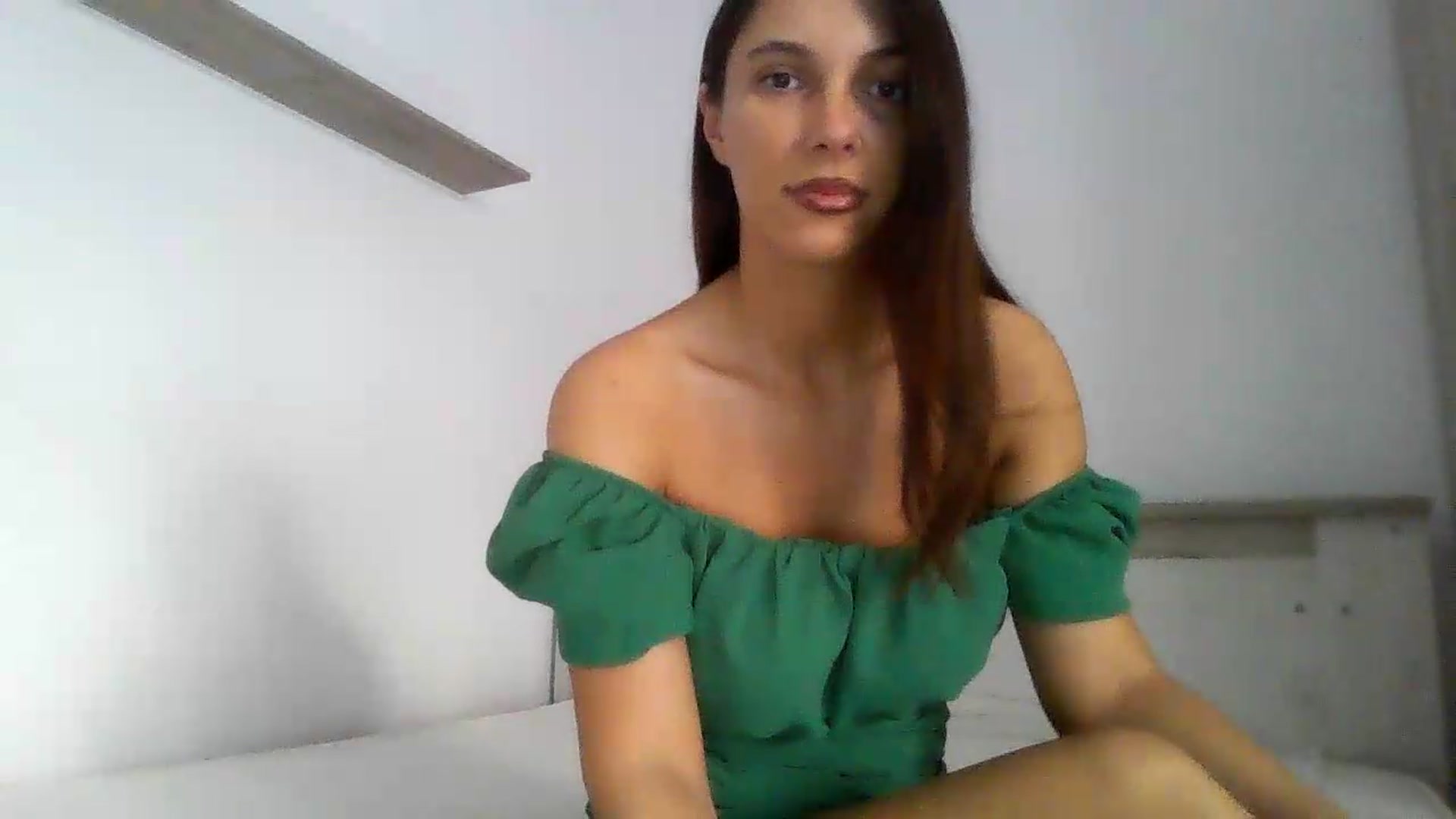 Gallery image thumbnail from EvaKant22's myfreecams stream on, 06/09/2026, 04:32 image 10 of 20