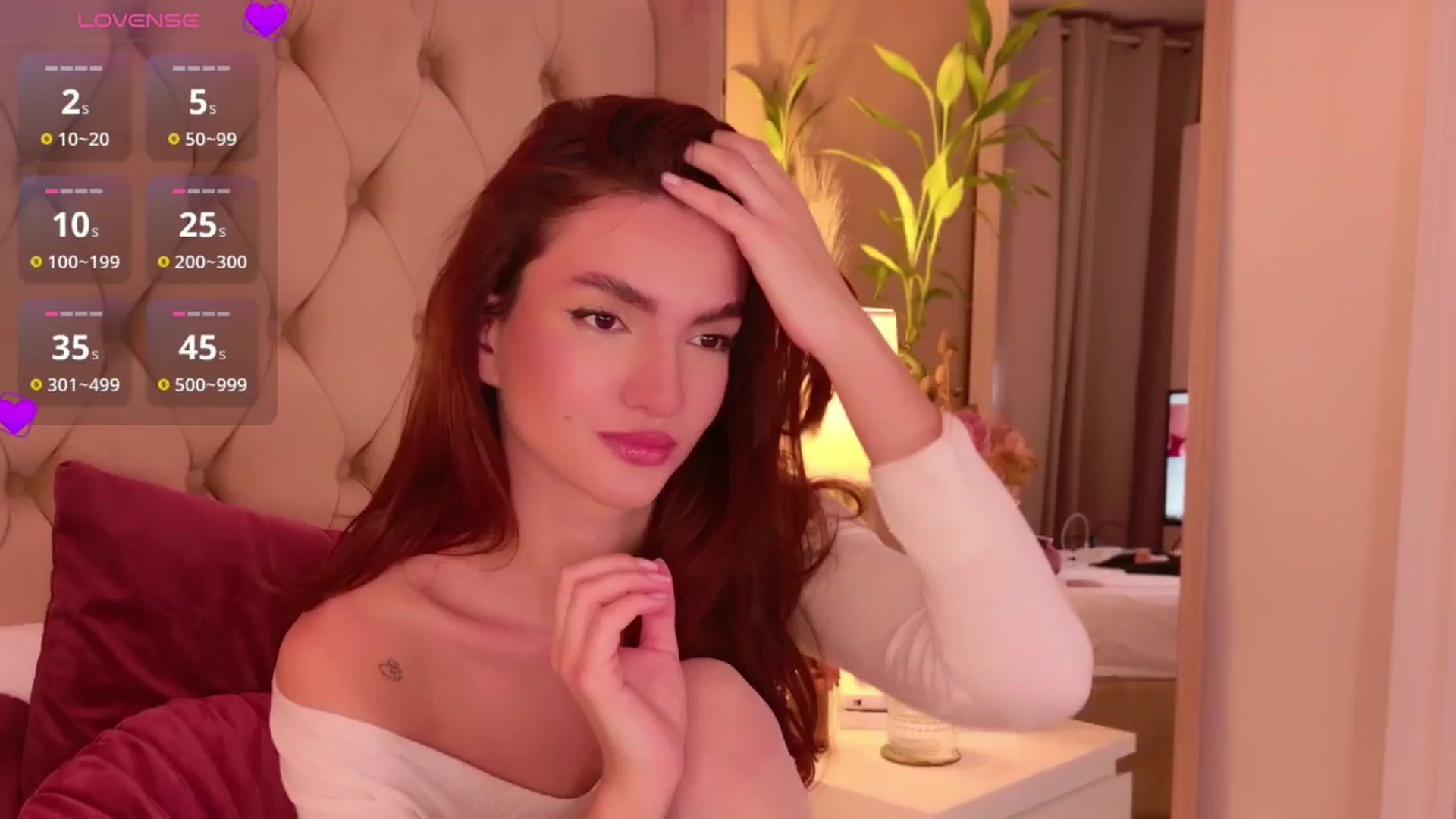 Gallery image thumbnail from EvaLain's myfreecams stream on, 04/18/2025, 21:05 image 14 of 20