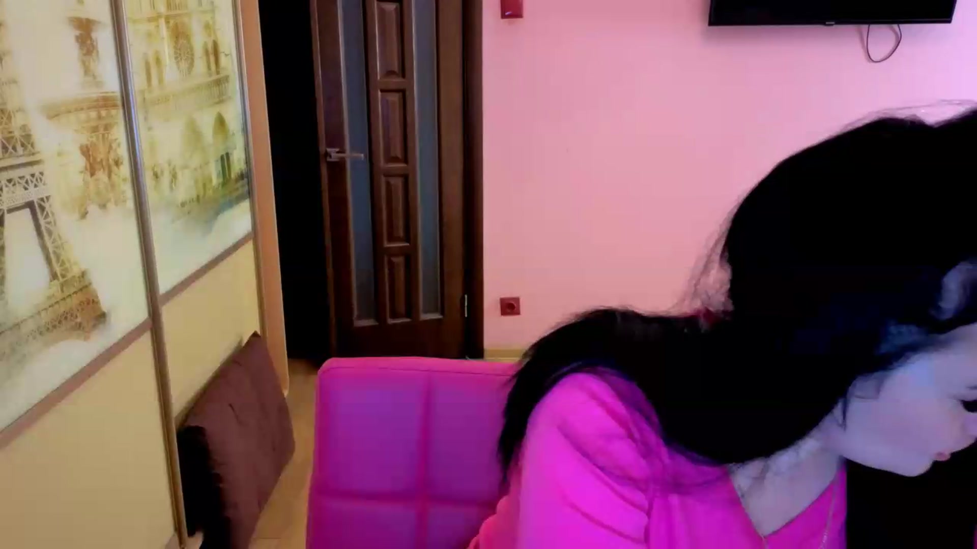 Gallery image thumbnail from EvaLangoria's myfreecams stream on, 06/19/2026, 13:36 image 17 of 20