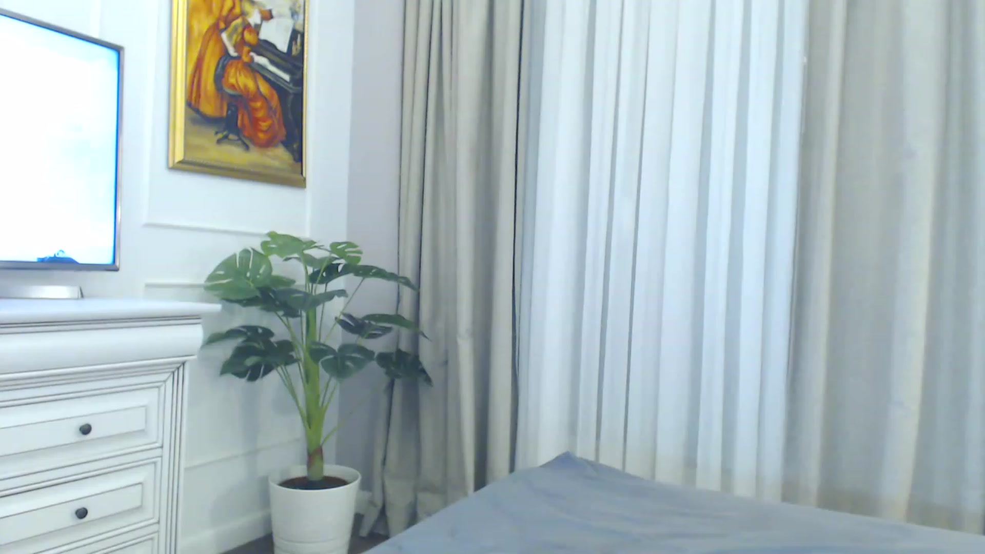 Gallery image thumbnail from EvaLunaX's myfreecams stream on, 12/04/2022, 17:38 image 1 of 20