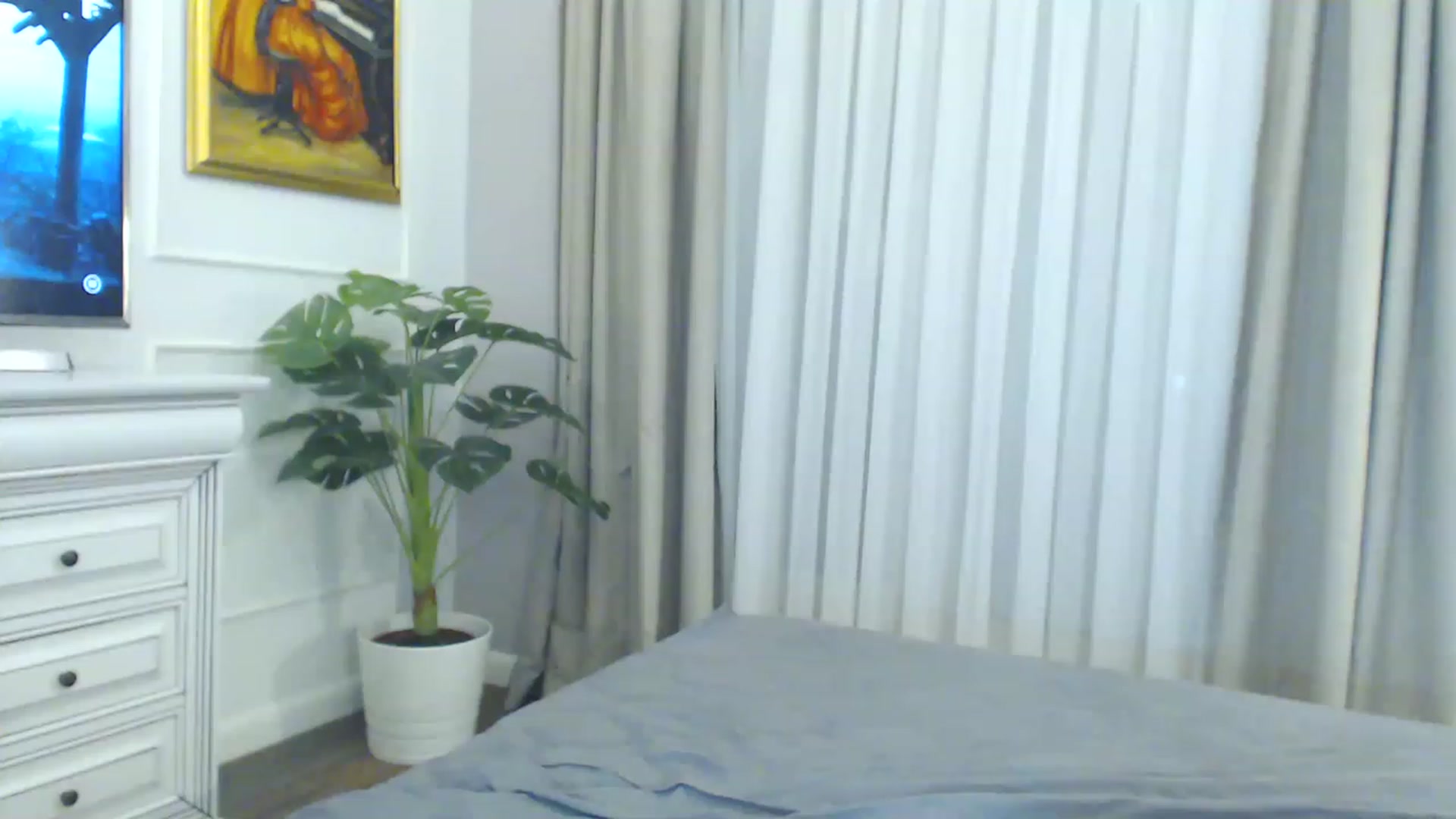 Gallery image thumbnail from EvaLunaX's myfreecams stream on, 12/23/2022, 19:11 image 13 of 20