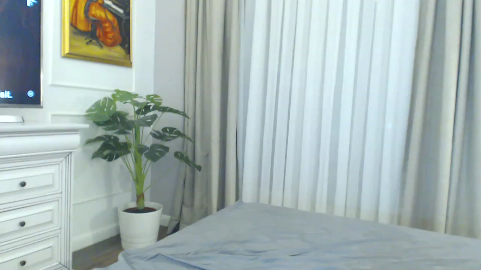 Gallery image thumbnail from EvaLunaX's myfreecams stream on, 12/23/2022, 19:11 image 14 of 20