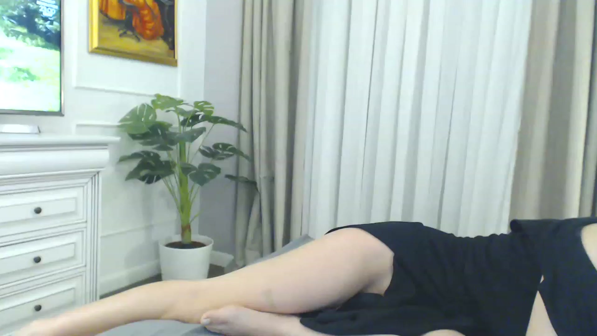 Gallery image thumbnail from EvaLunaX's myfreecams stream on, 12/27/2022, 19:55 image 11 of 20