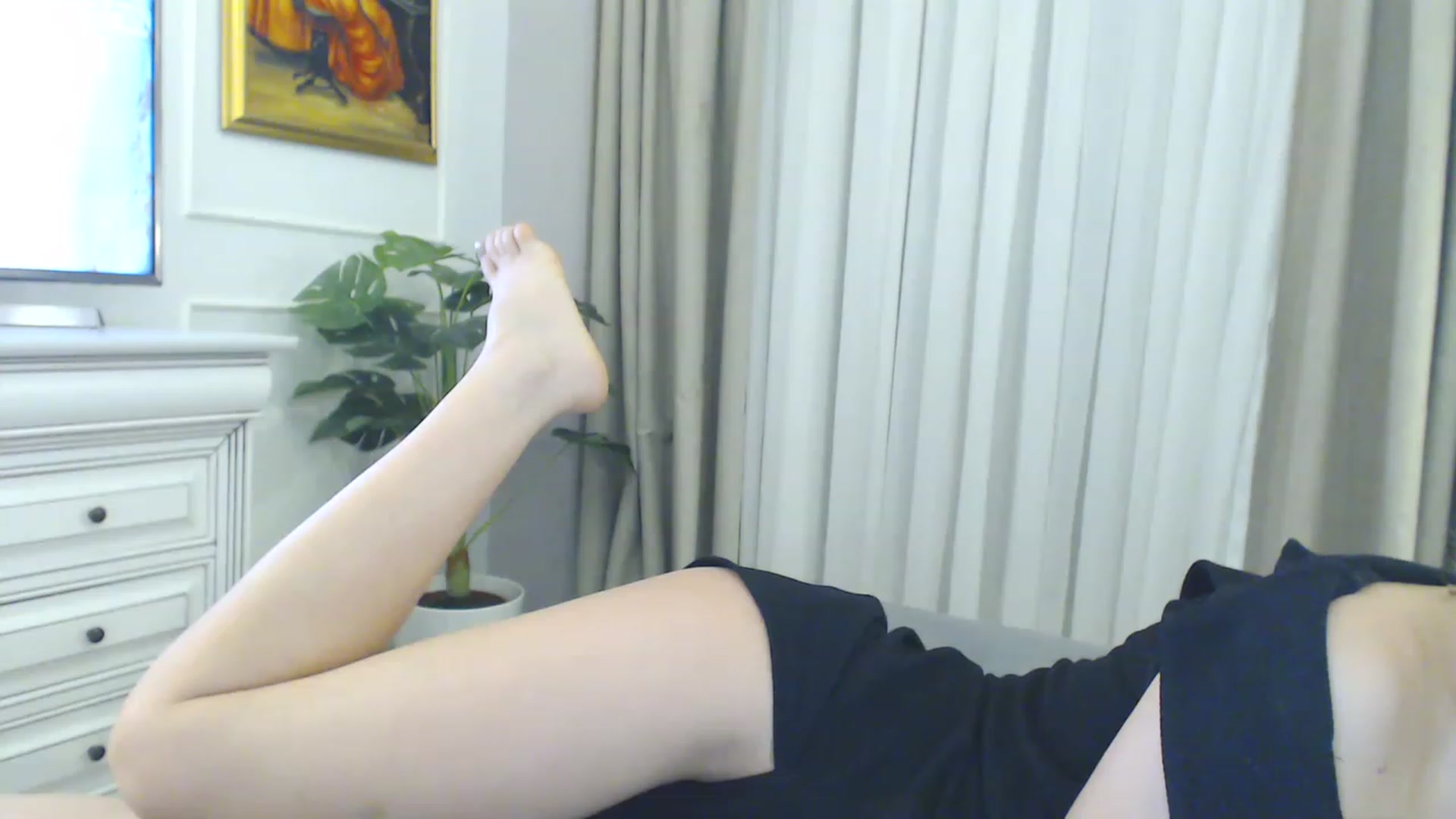 Gallery image thumbnail from EvaLunaX's myfreecams stream on, 12/27/2022, 19:55 image 16 of 20