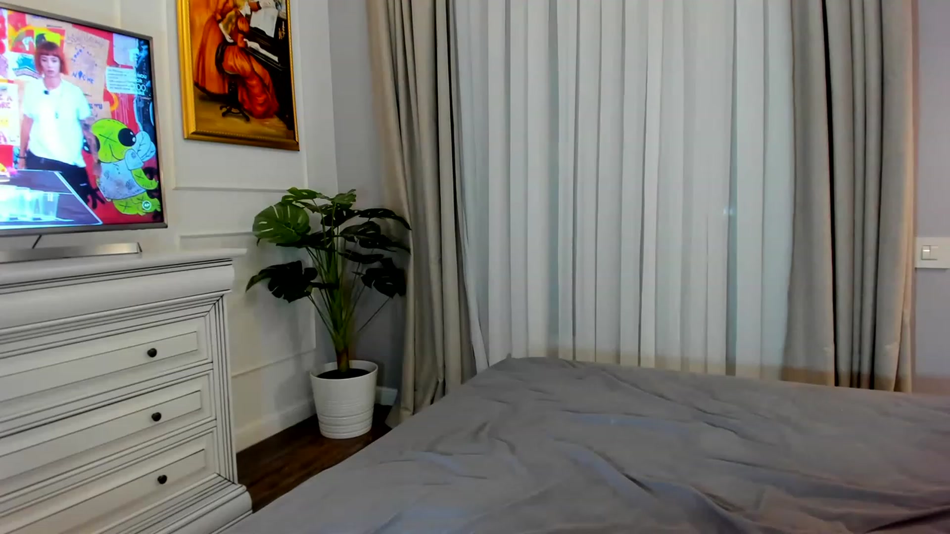 Gallery image thumbnail from EvaLunaX's myfreecams stream on, 02/05/2023, 18:31 image 12 of 20