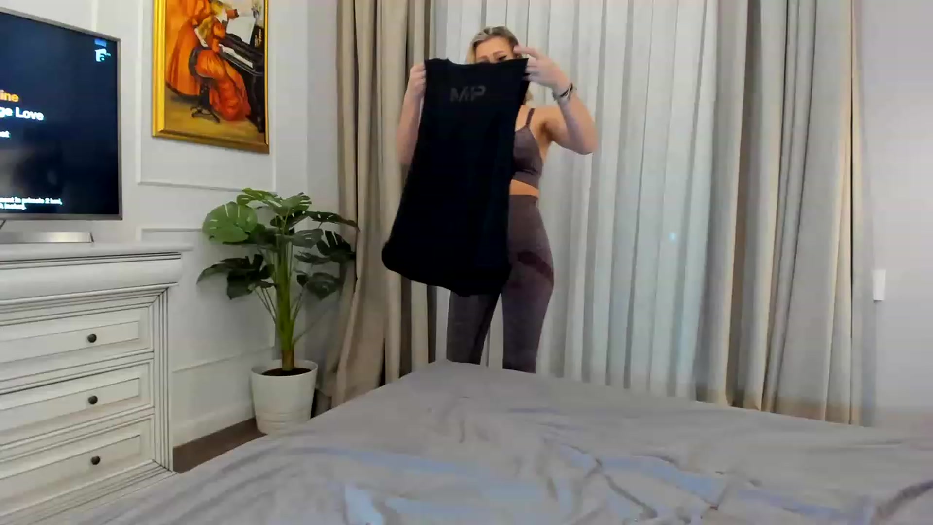 Gallery image thumbnail from EvaLunaX's myfreecams stream on, 02/28/2023, 18:42 image 14 of 20