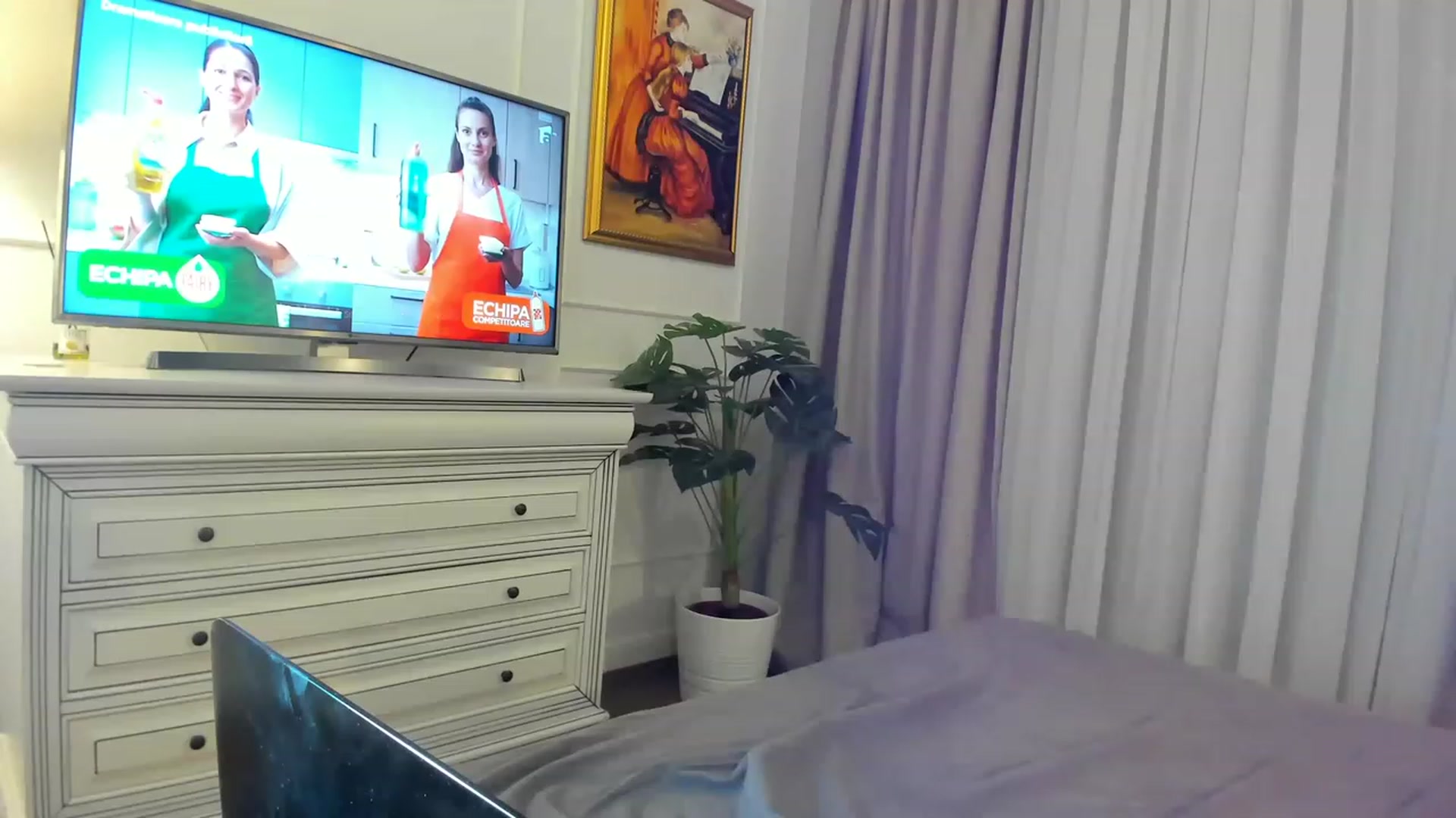Gallery image thumbnail from EvaLunaX's myfreecams stream on, 04/13/2023, 17:31 image 11 of 20