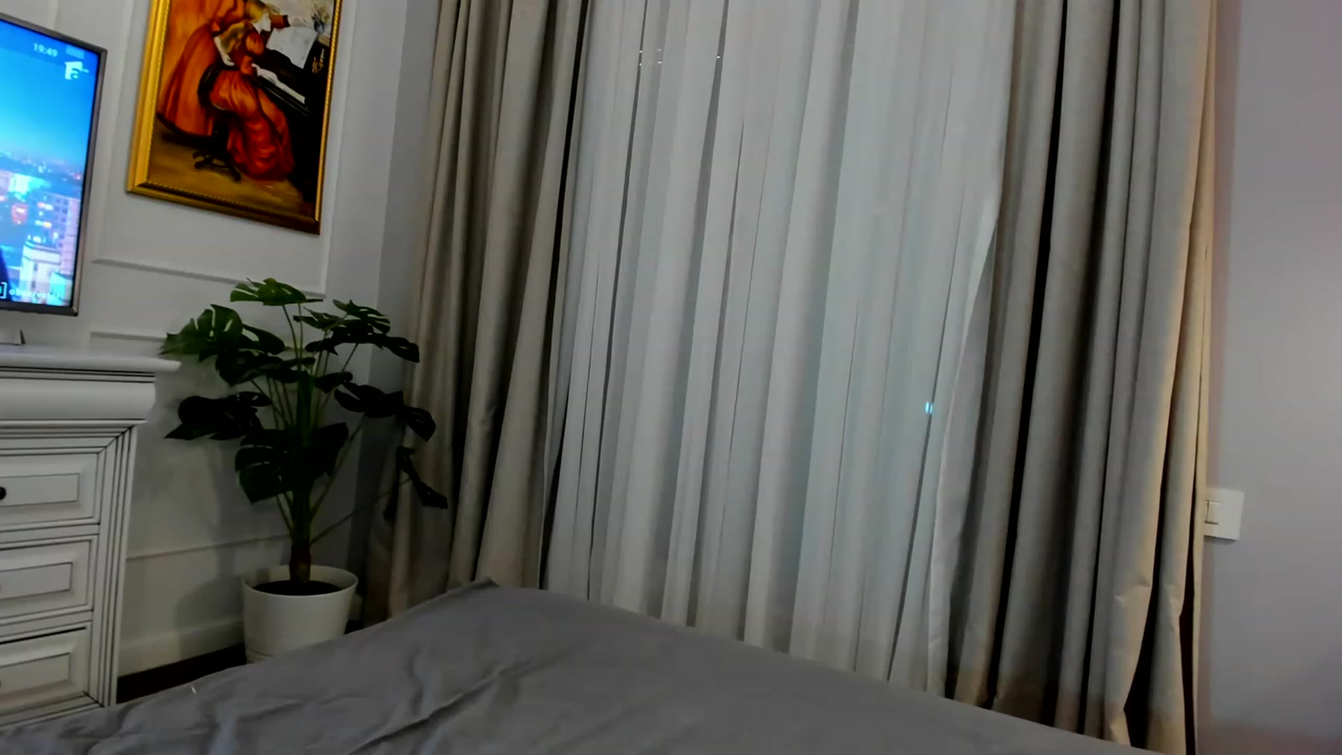Gallery image thumbnail from EvaLunaX's myfreecams stream on, 06/20/2023, 17:30 image 4 of 20