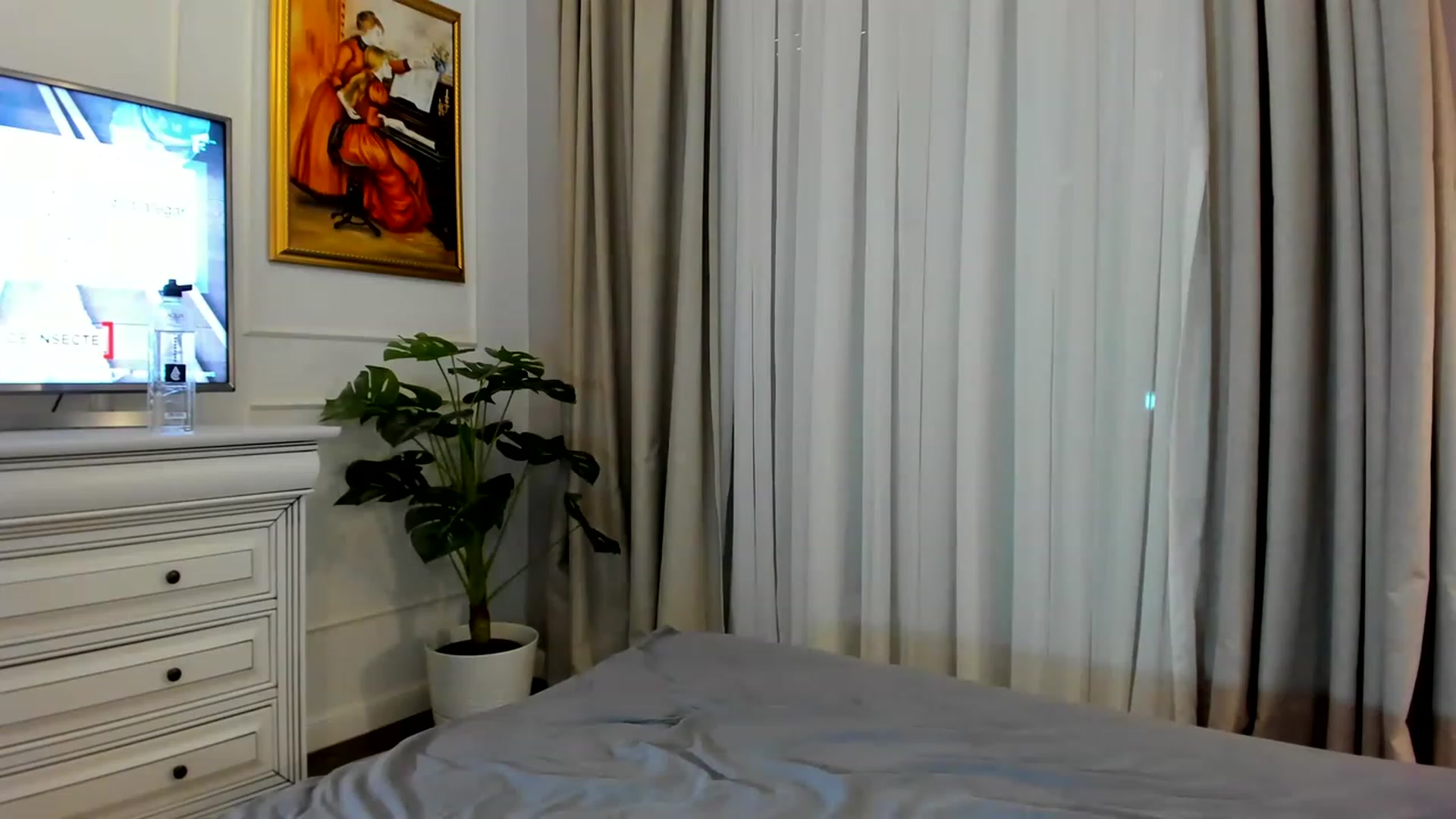 Gallery image thumbnail from EvaLunaX's myfreecams stream on, 06/20/2023, 17:30 image 13 of 20