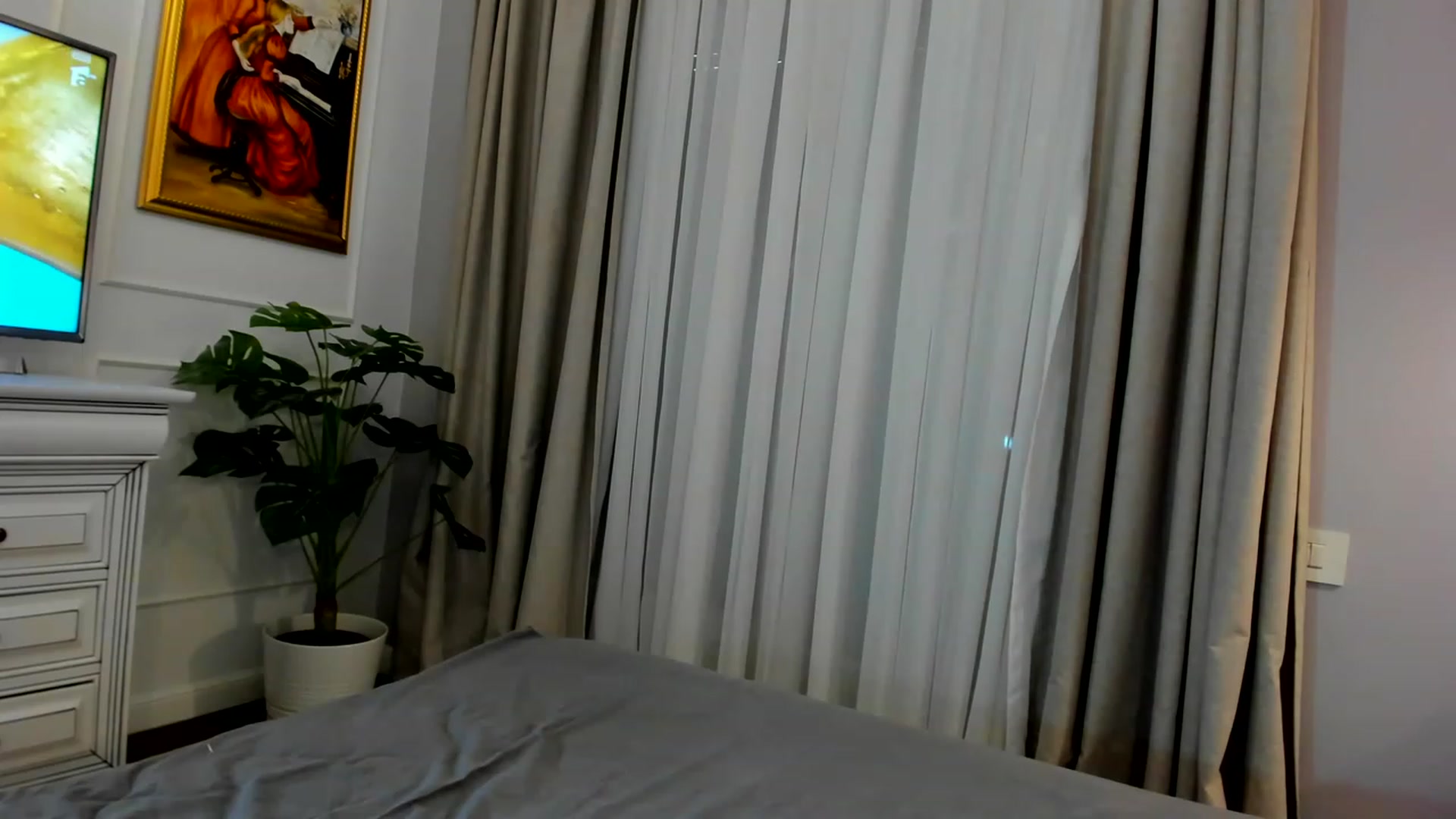 Gallery image thumbnail from EvaLunaX's myfreecams stream on, 06/20/2023, 17:30 image 5 of 20