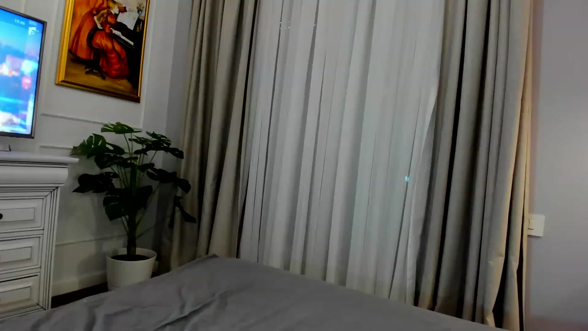 Gallery image thumbnail from EvaLunaX's myfreecams stream on, 06/20/2023, 17:30 image 3 of 20