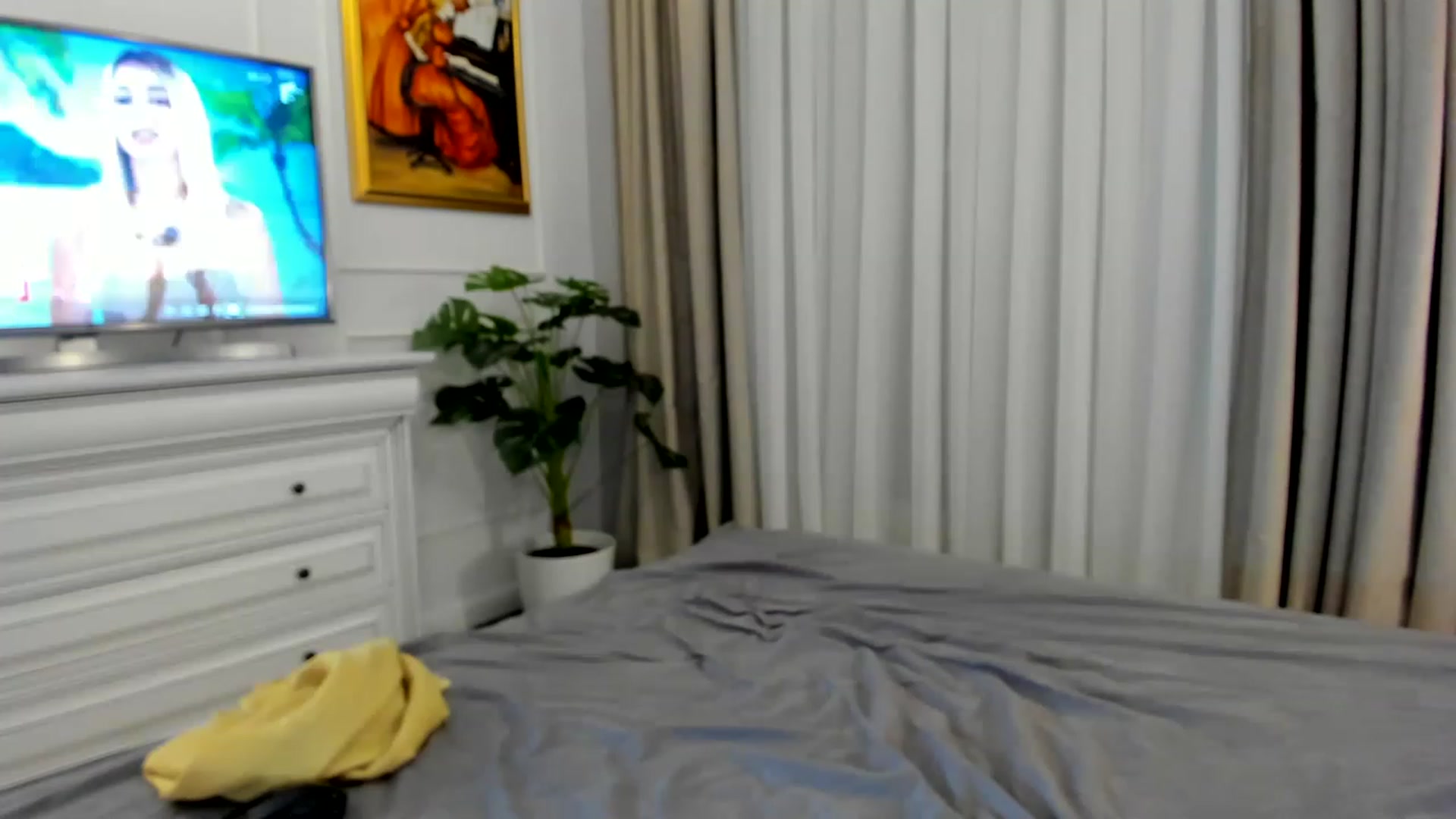 Gallery image thumbnail from EvaLunaX's myfreecams stream on, 06/22/2023, 17:22 image 6 of 20