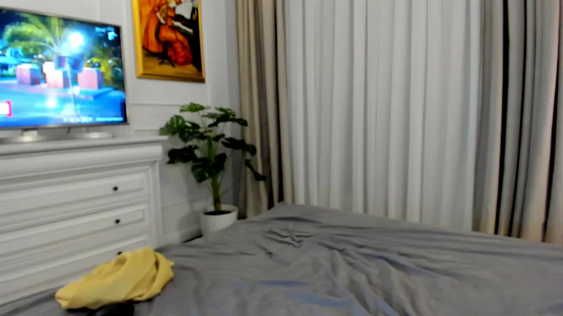 Gallery image thumbnail from EvaLunaX's myfreecams stream on, 06/22/2023, 17:22 image 7 of 20