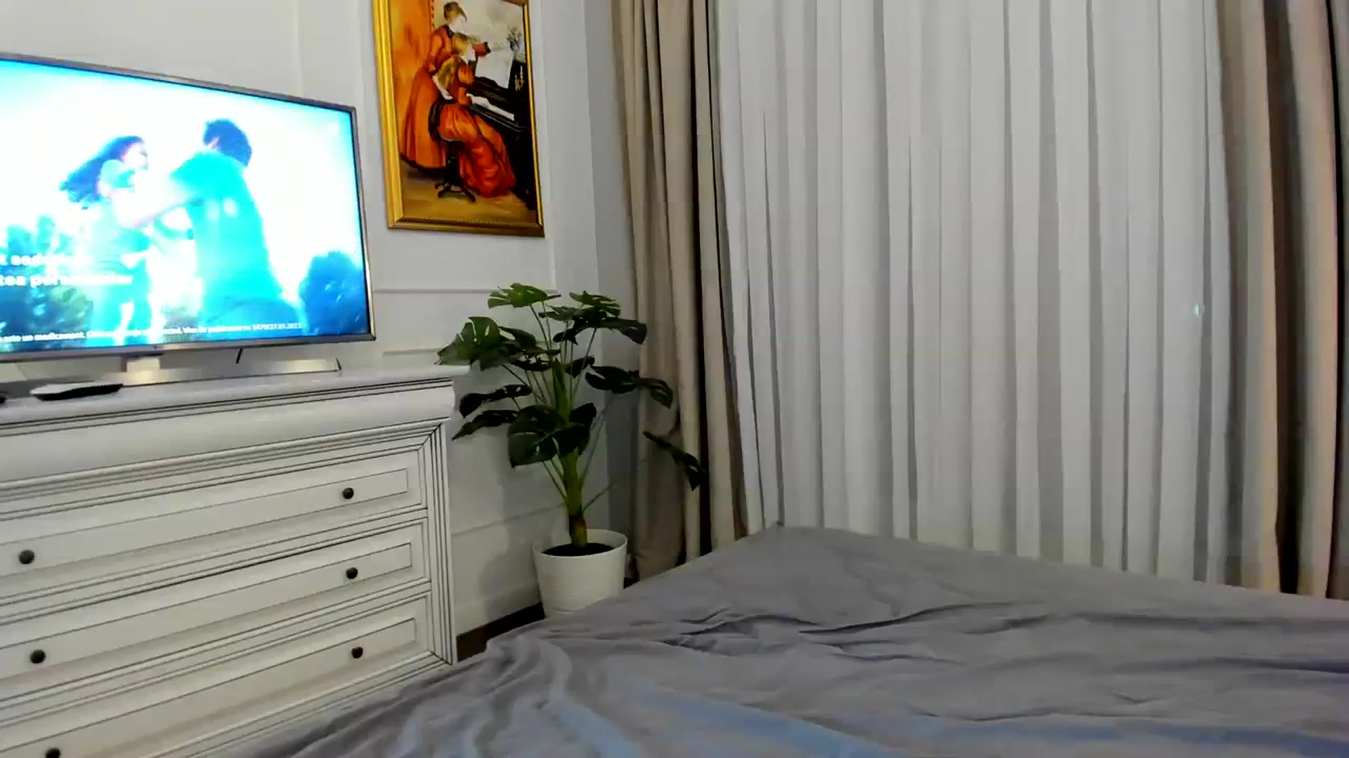 Gallery image thumbnail from EvaLunaX's myfreecams stream on, 07/24/2023, 18:13 image 13 of 20
