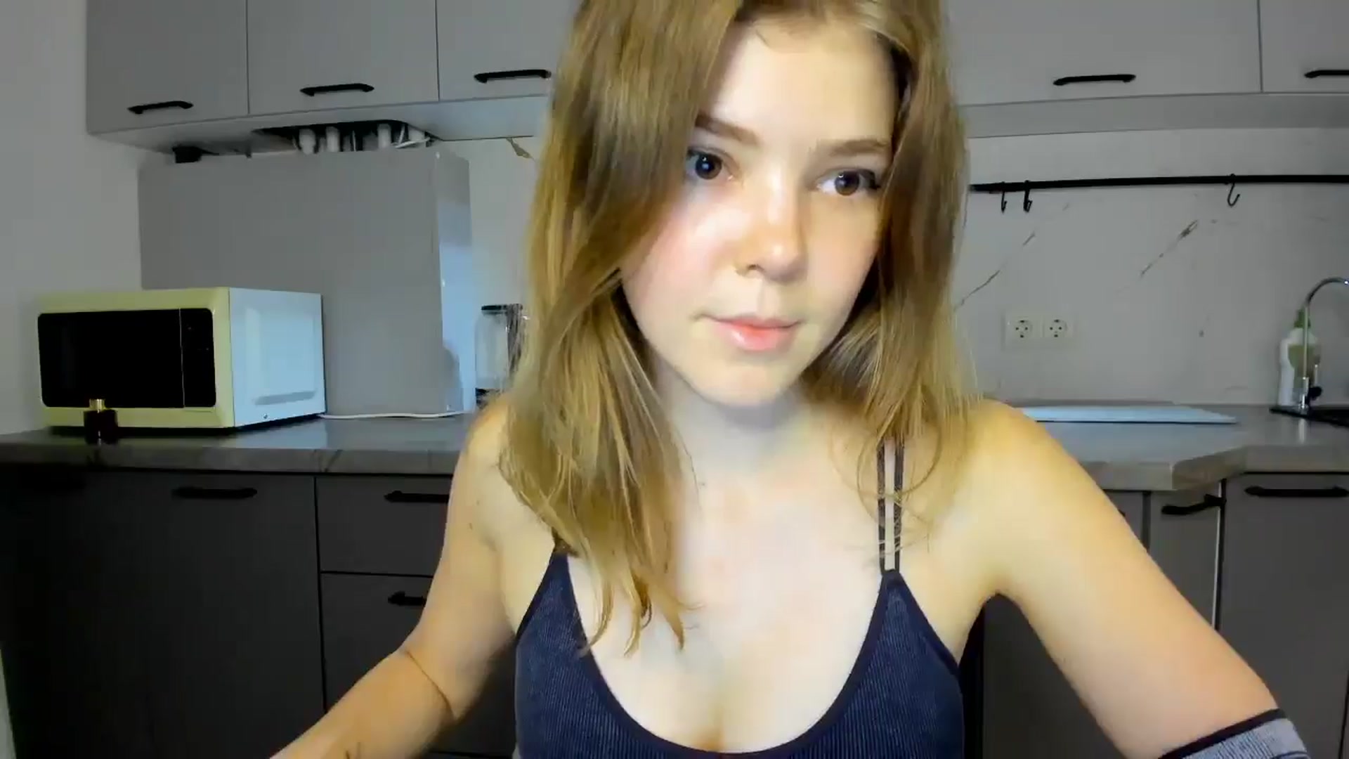 Gallery image thumbnail from EvaMetal's myfreecams stream on, 10/28/2025, 23:02 image 16 of 20