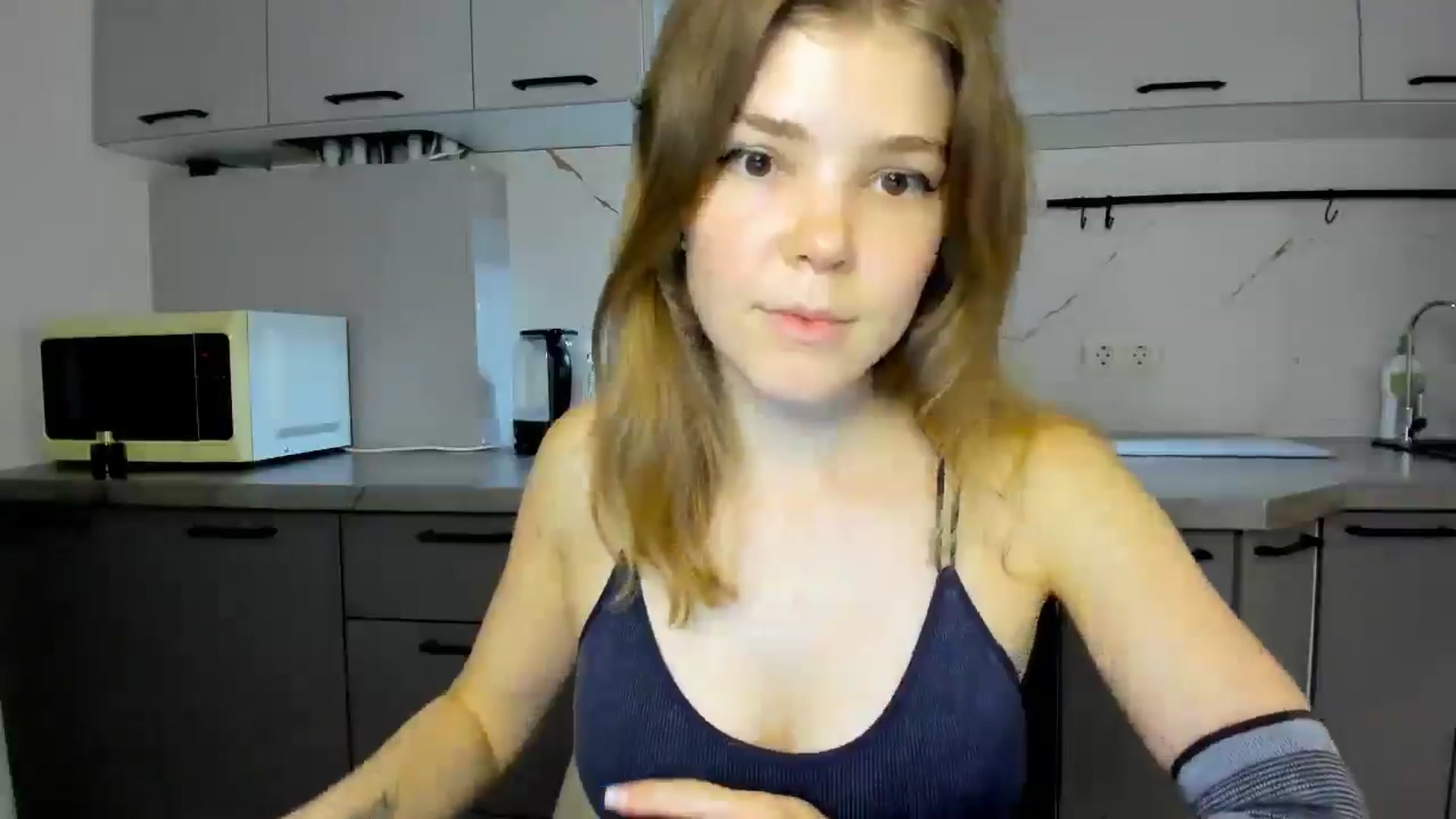 Gallery image thumbnail from EvaMetal's myfreecams stream on, 10/28/2025, 23:02 image 14 of 20