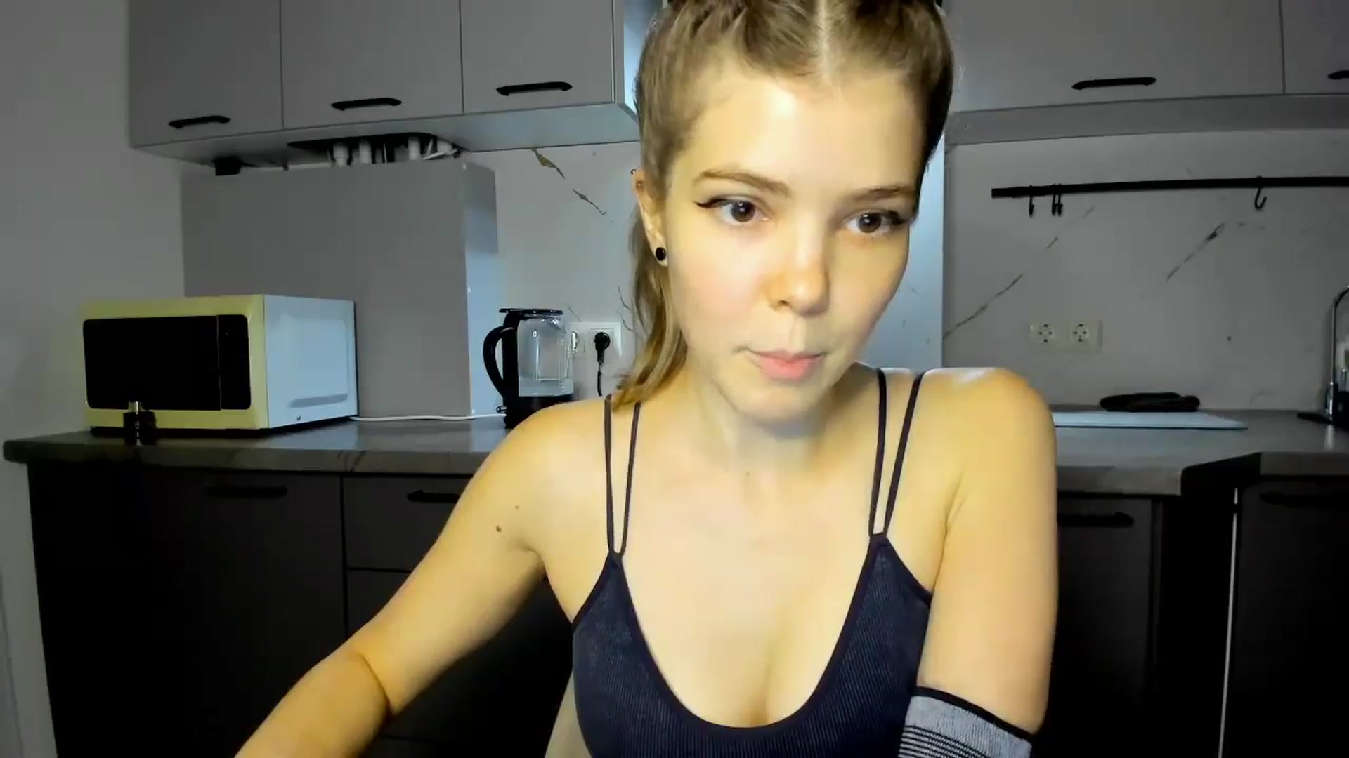 Gallery image thumbnail from EvaMetal's myfreecams stream on, 11/11/2025, 16:09 image 9 of 20